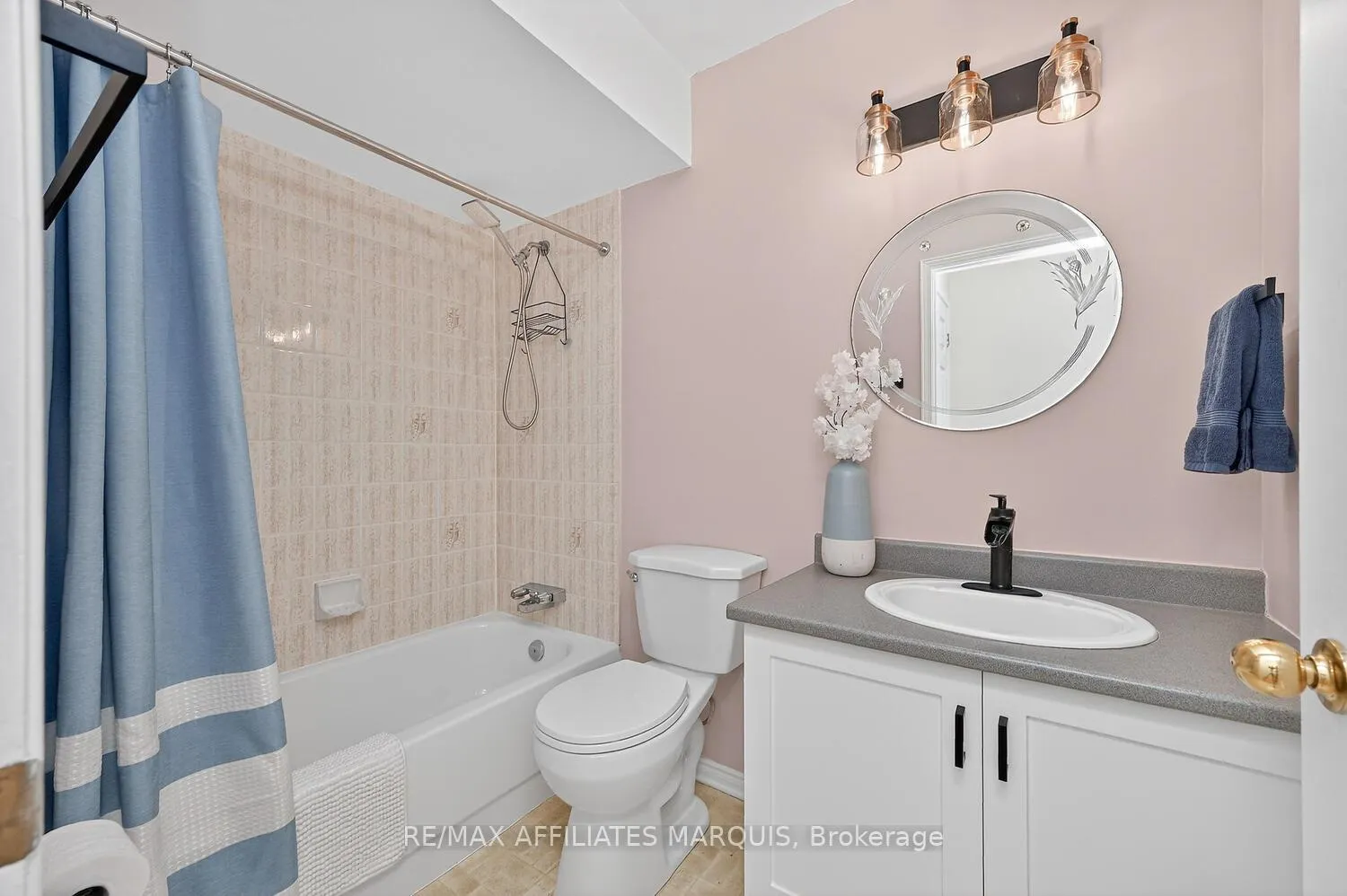 Photo 16 of Unit 304, 10 Armstrong Drive, Smiths Falls — HOMEH