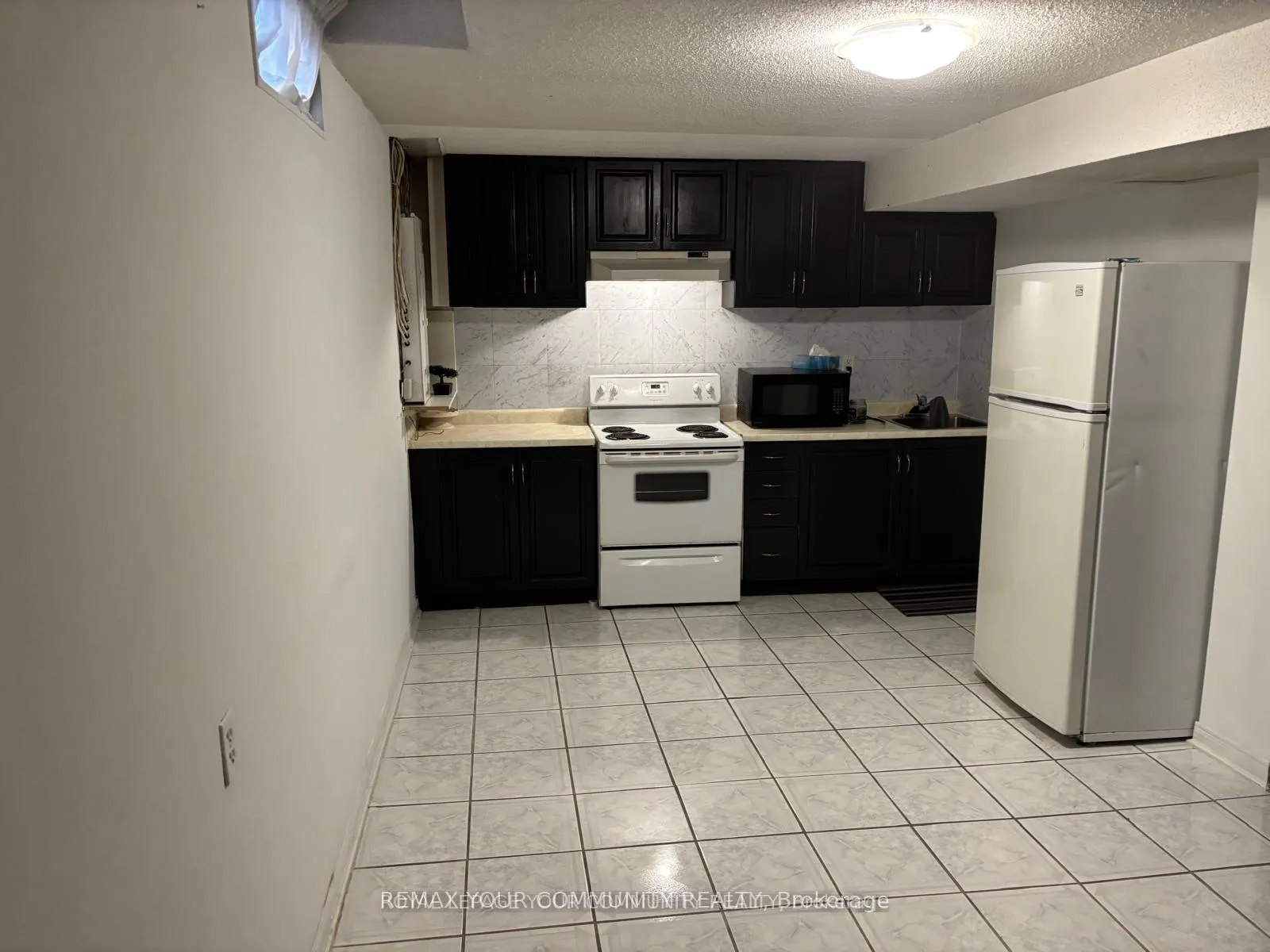 Photo 1 of Unit Basement, 166 Knightswood Avenue, Vaughan, Maple — HOMEH