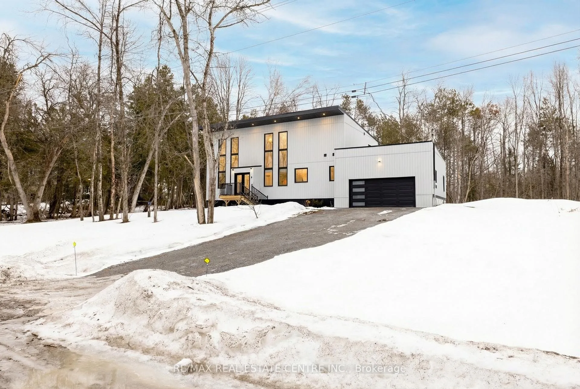 Photo 1 of 3441 Louis Lane, Ramara, Rural Ramara — HOMEH
