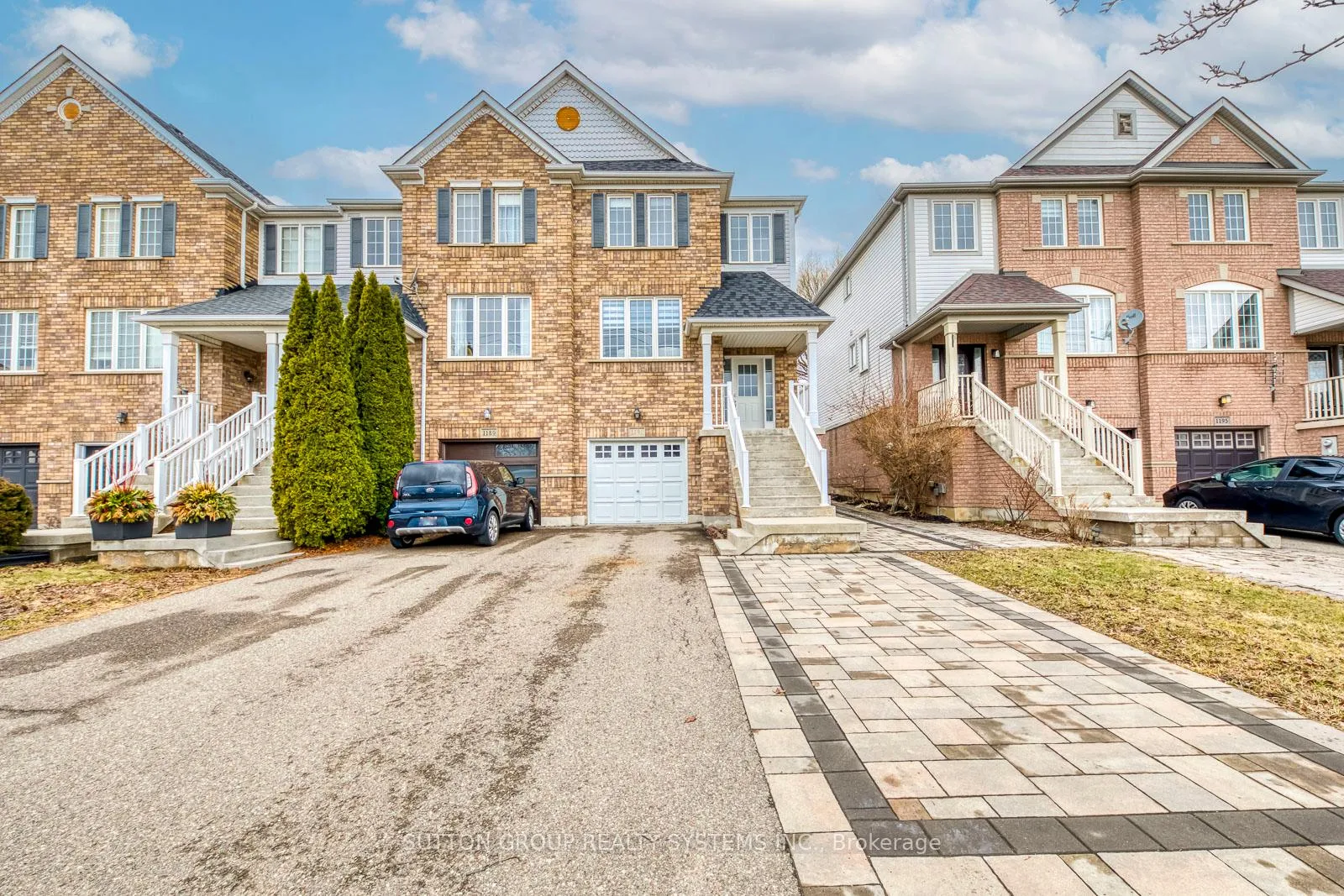 Photo 2 of 1191 Chapman Crescent, Milton, Clarke — HOMEH