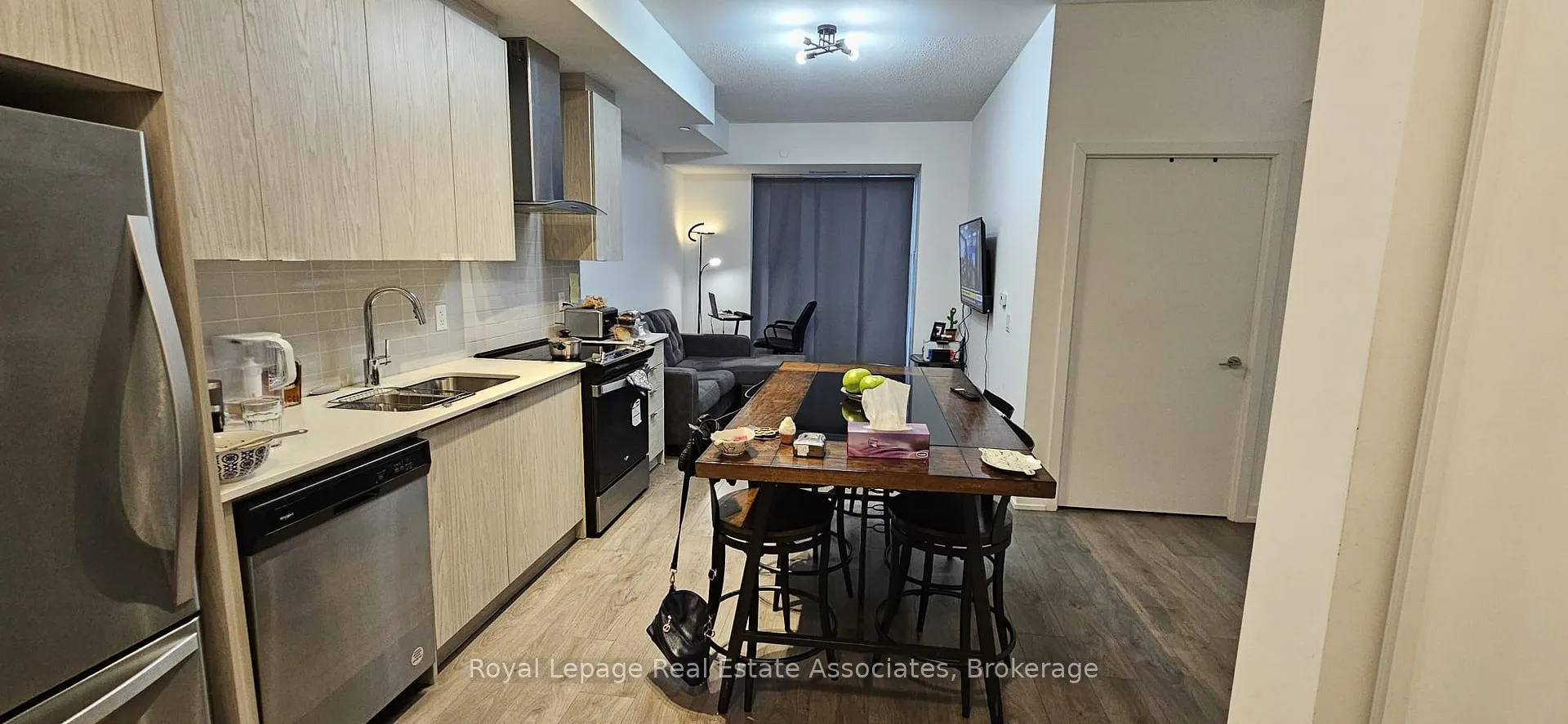 Photo 13 of Unit 409, 55 Duke Street W, Kitchener, City Commercial Core — HOMEH