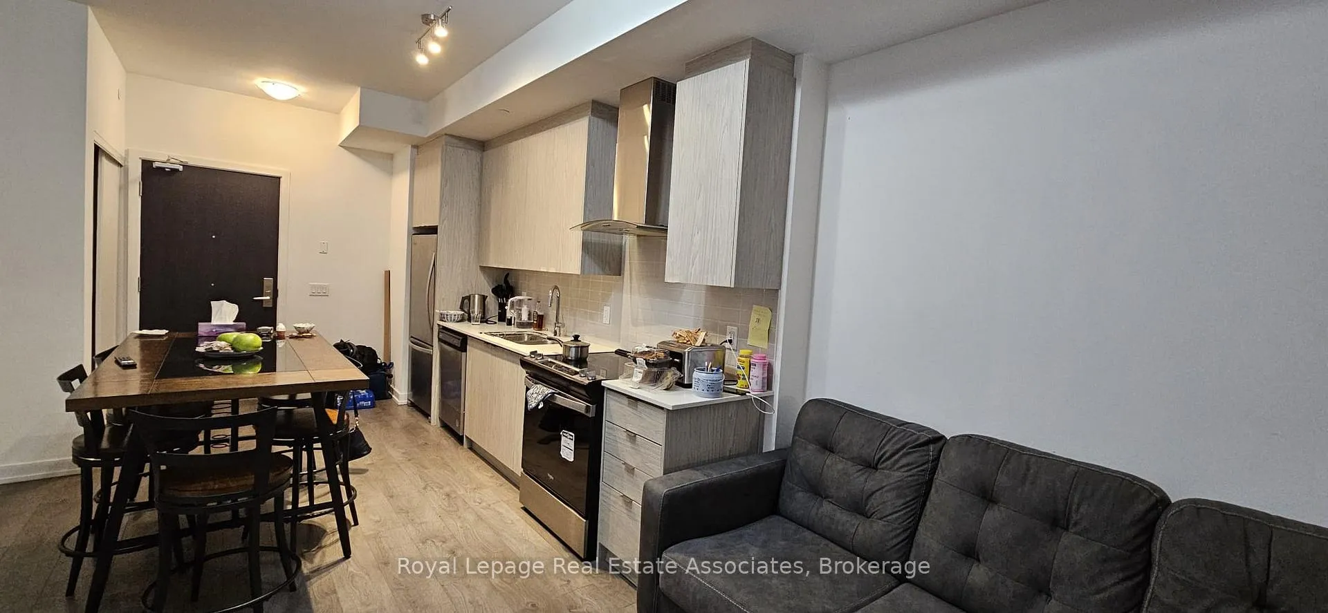 Photo 14 of Unit 409, 55 Duke Street W, Kitchener, City Commercial Core — HOMEH