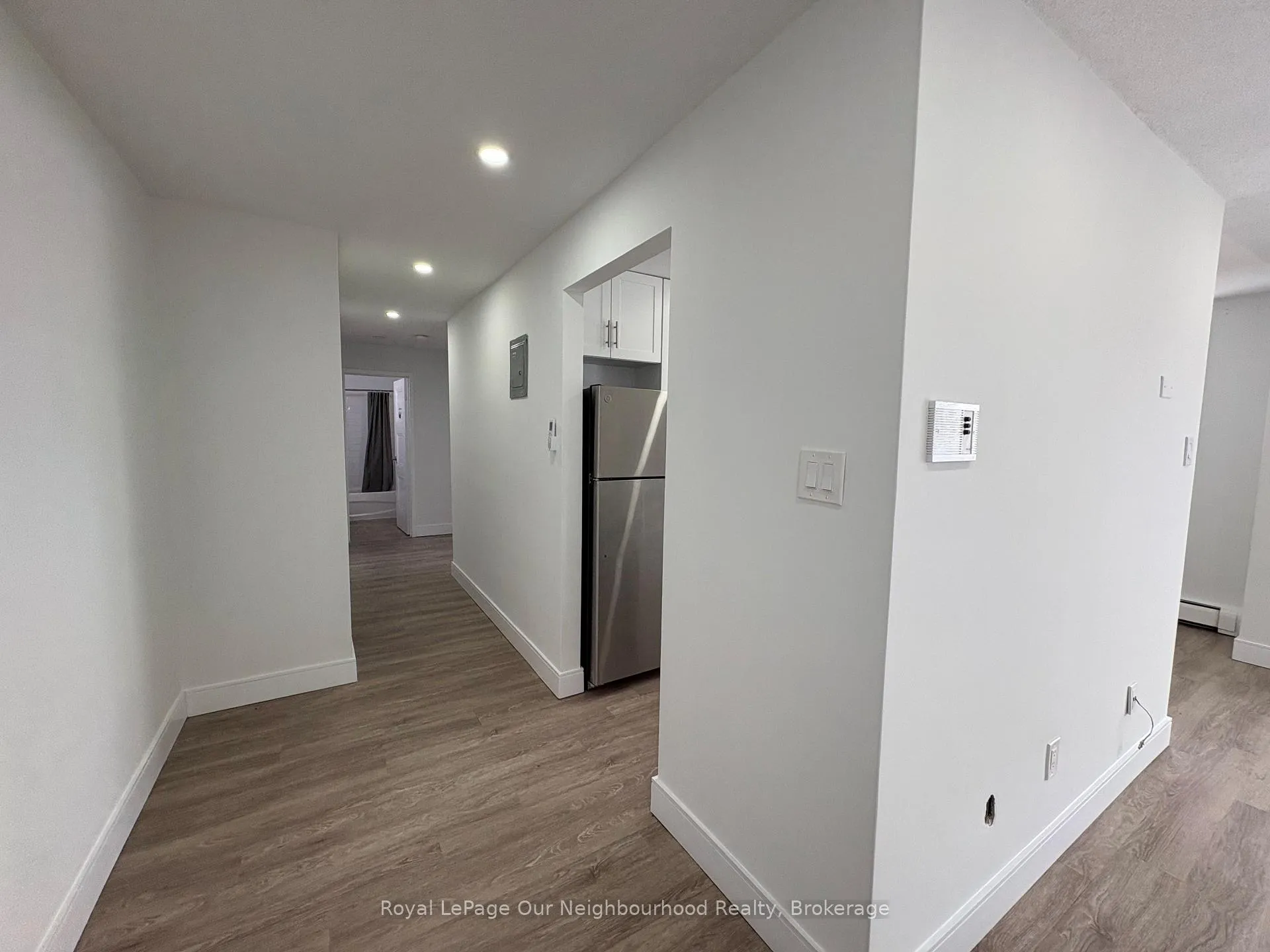 Photo 3 of Unit 11, 107 Chandler Drive, Kitchener — HOMEH