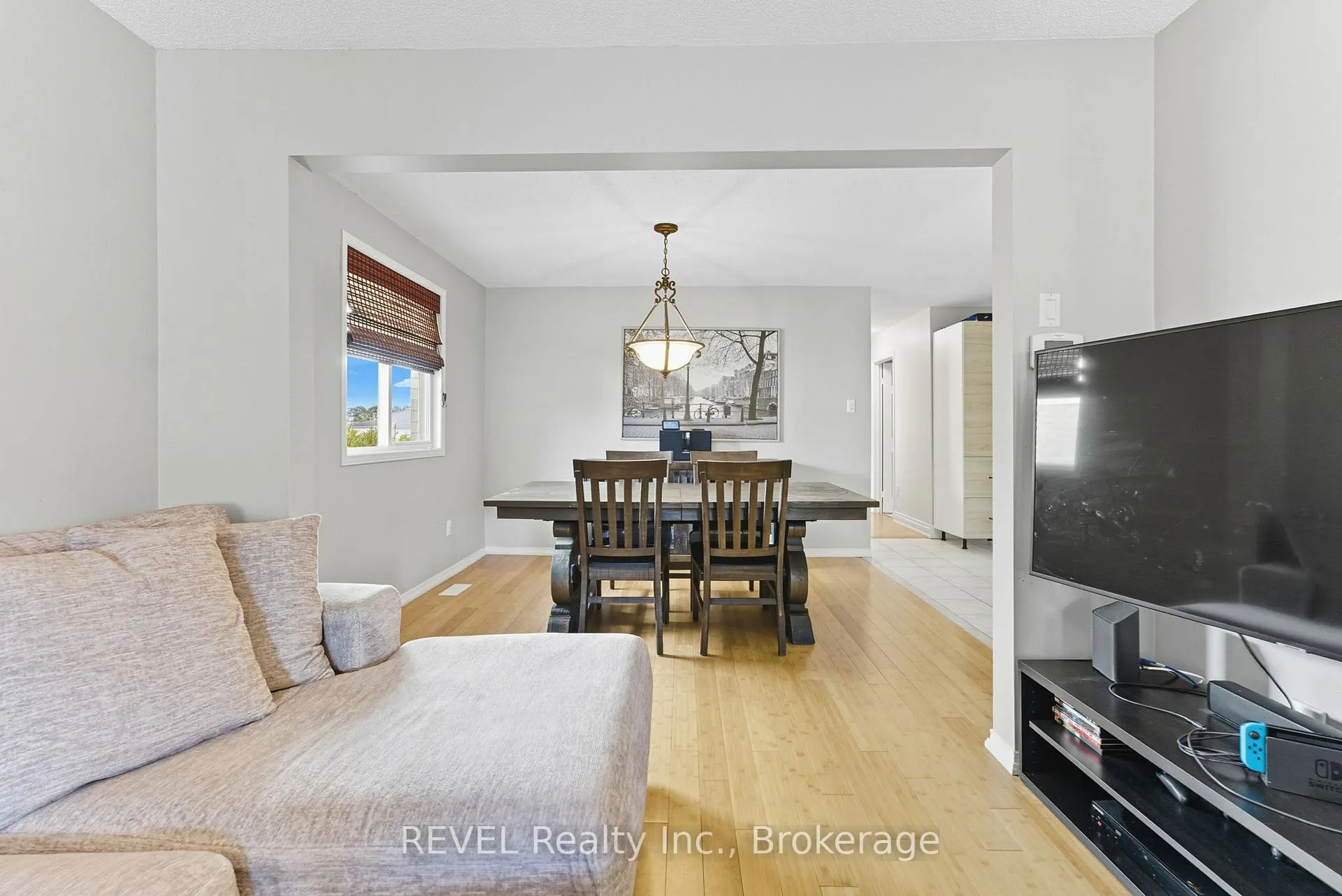 Photo 9 of 11 Supreme Drive, Hamilton, Butler — HOMEH