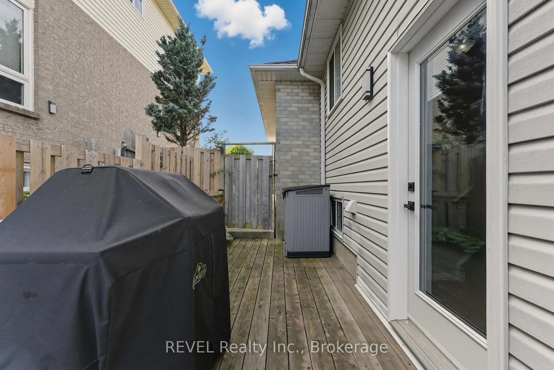Photo 18 of 11 Supreme Drive, Hamilton, Butler — HOMEH