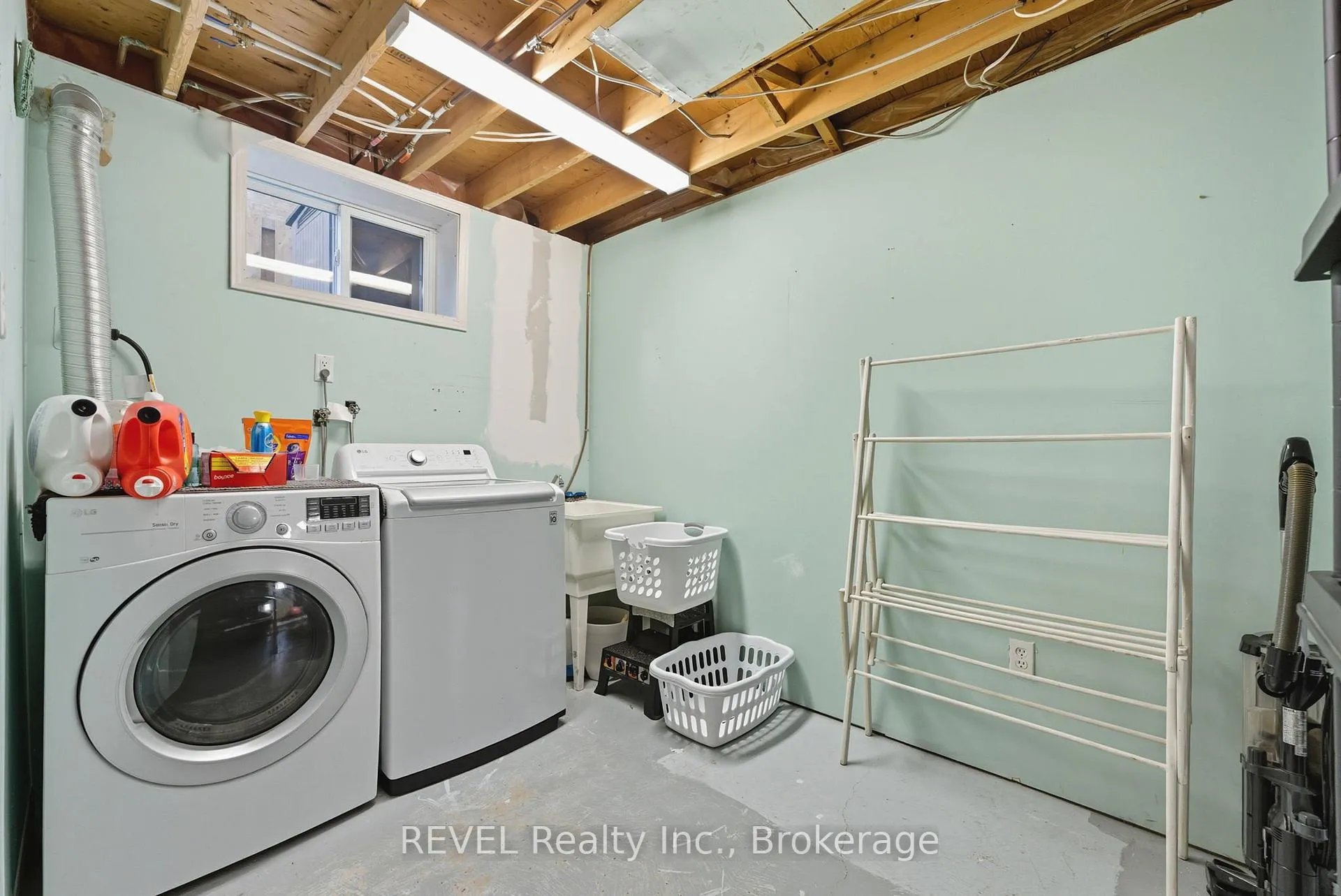 Photo 38 of 11 Supreme Drive, Hamilton, Butler — HOMEH