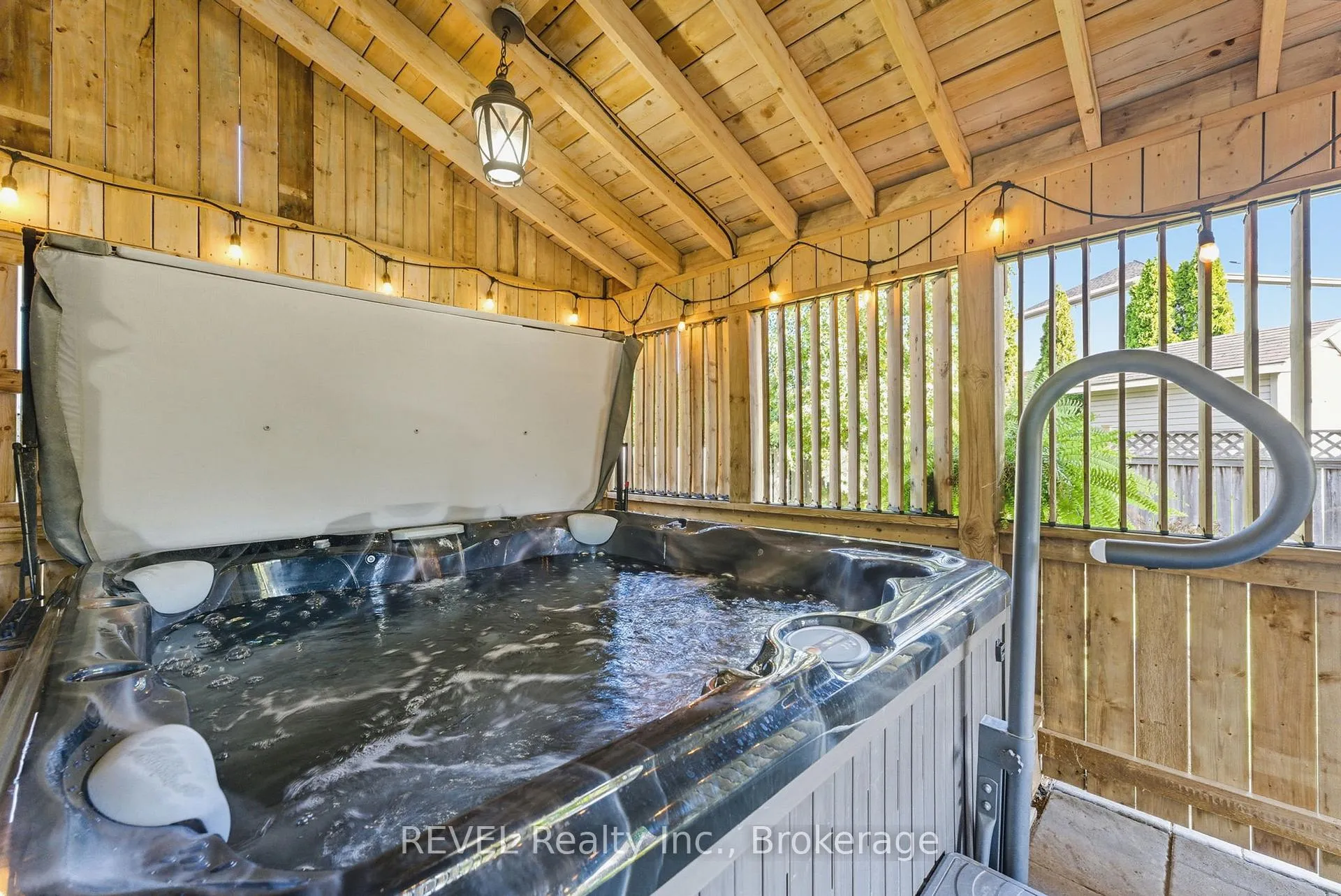 Photo 41 of 11 Supreme Drive, Hamilton, Butler — HOMEH