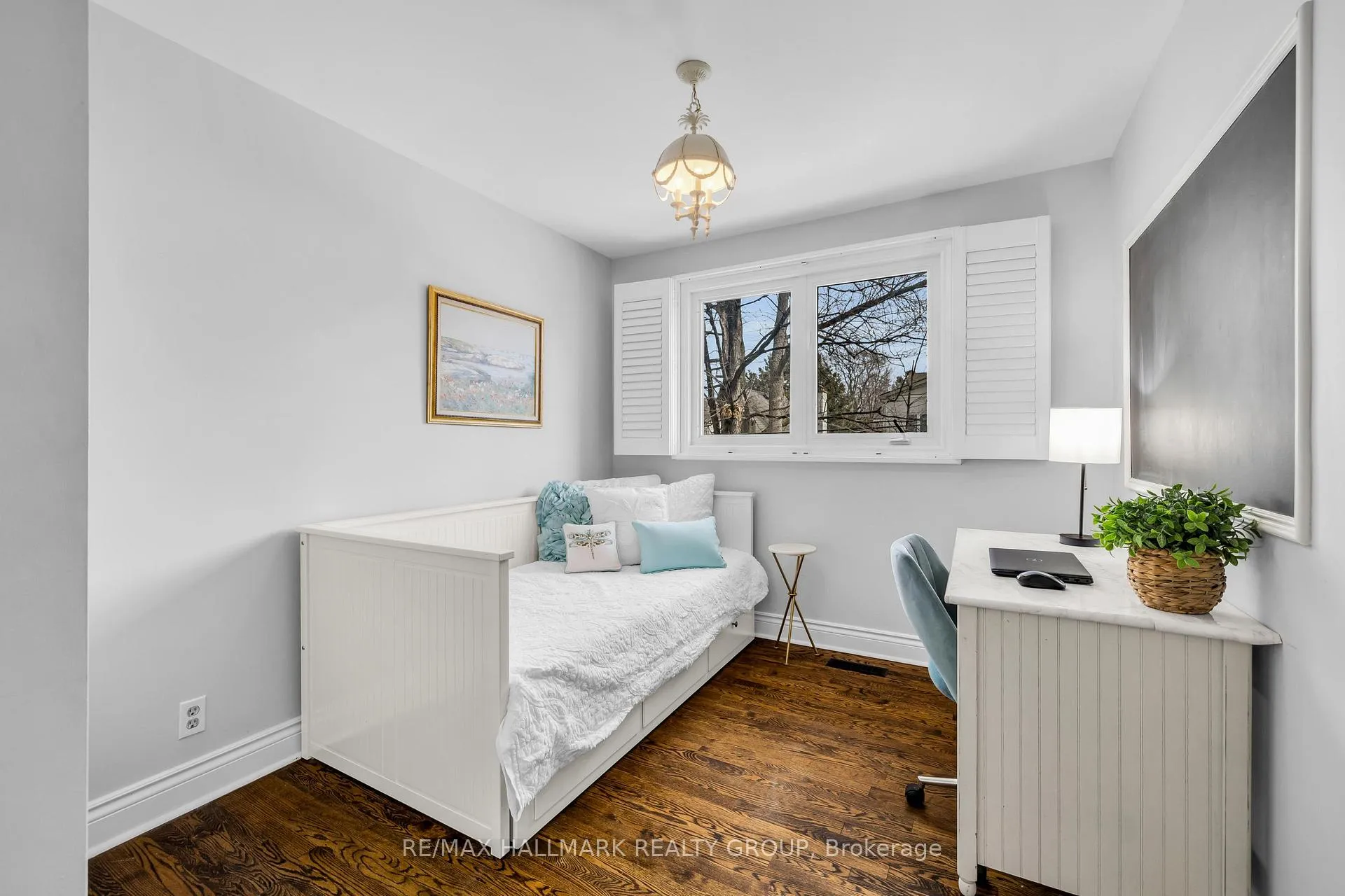 Photo 27 of 547 Denbury Avenue, Ottawa, McKellar/Highland — HOMEH