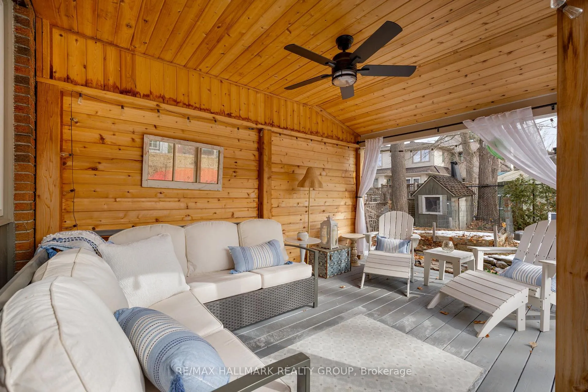 Photo 34 of 547 Denbury Avenue, Ottawa, McKellar/Highland — HOMEH