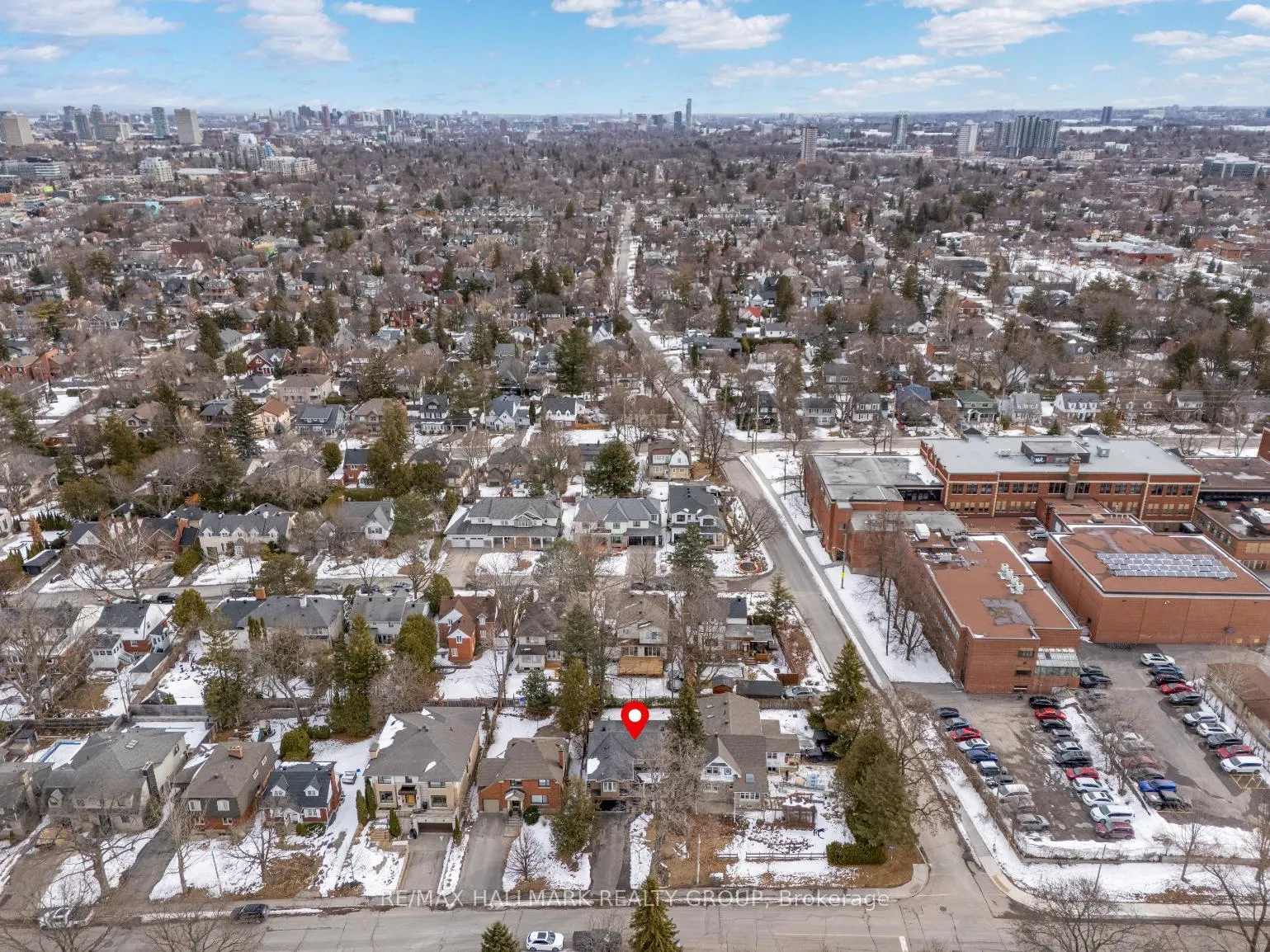 Photo 36 of 547 Denbury Avenue, Ottawa, McKellar/Highland — HOMEH