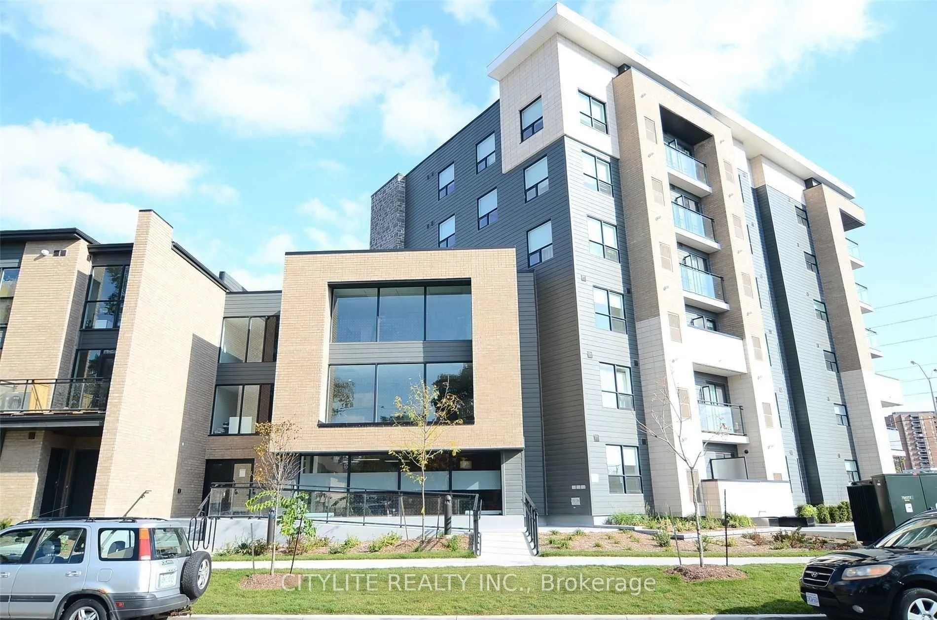 Front of Unit 313, 1 Falaise Road