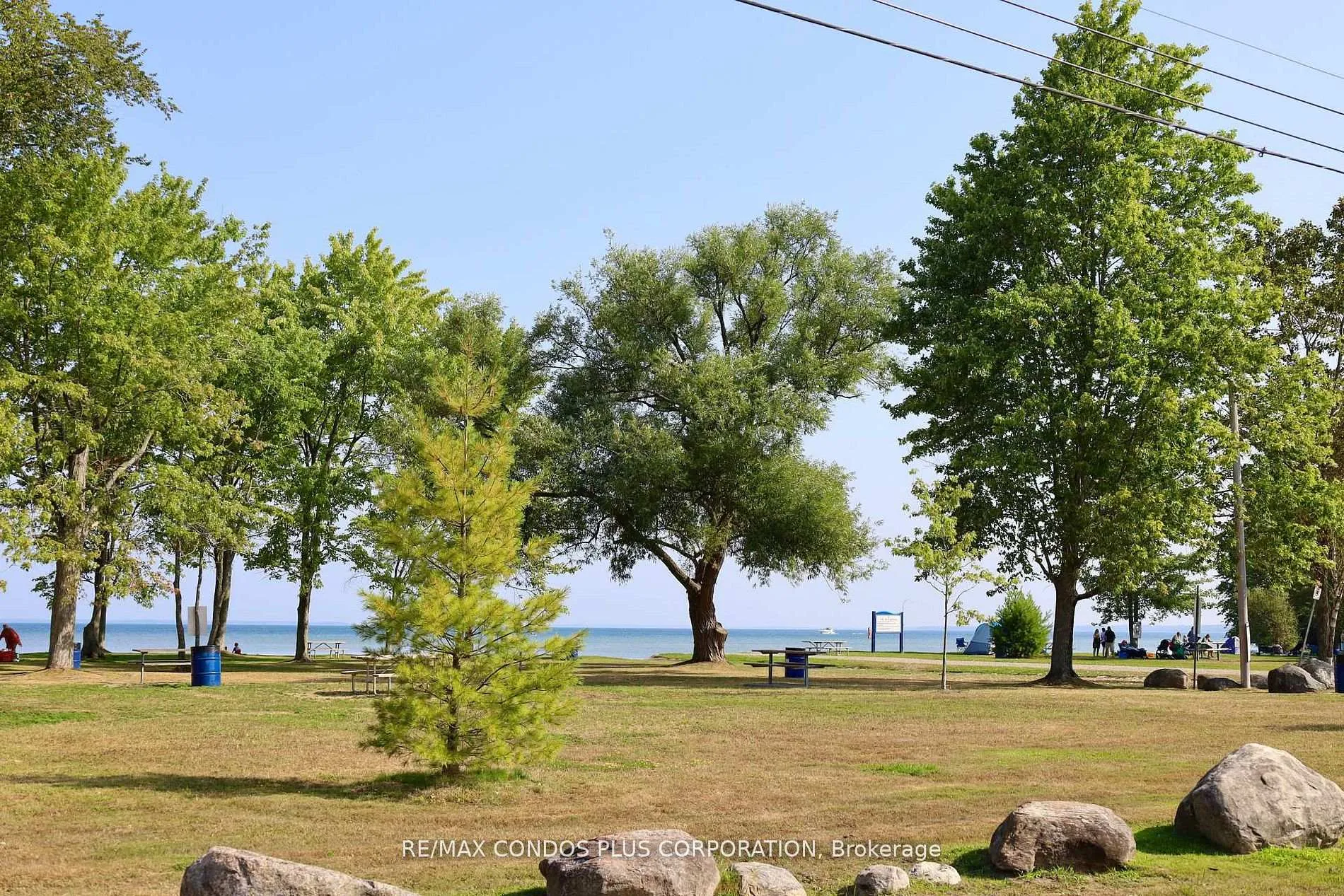 Photo 9 of 1 Donna Drive, Georgina, Pefferlaw — HOMEH