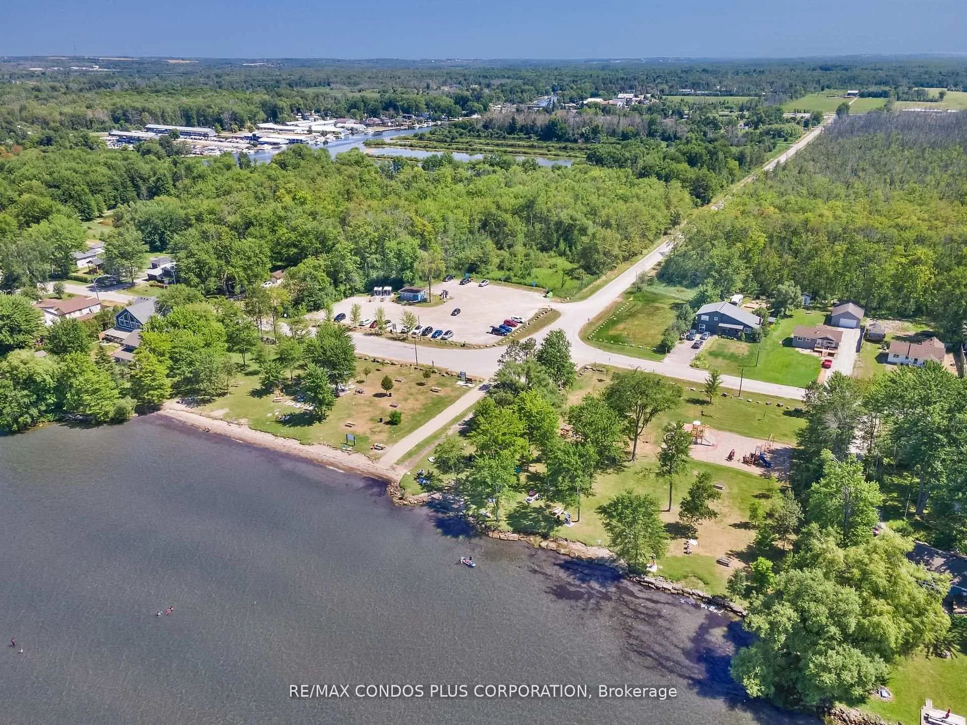 Photo 11 of 1 Donna Drive, Georgina, Pefferlaw — HOMEH