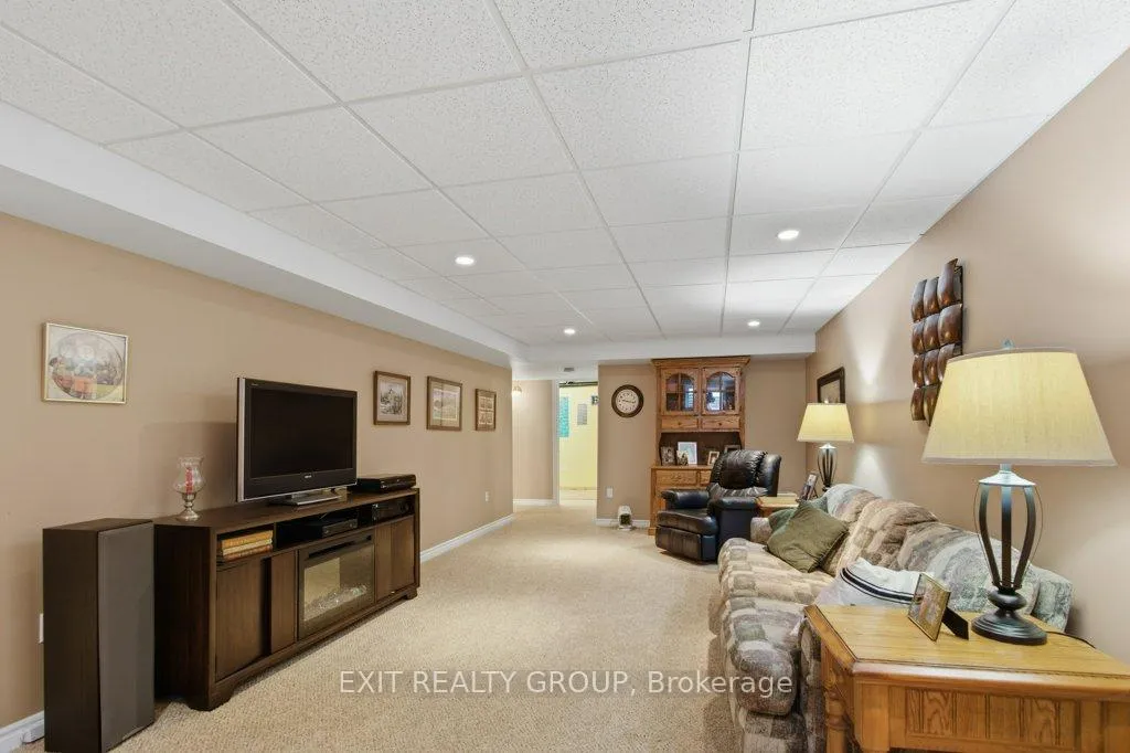 Photo 23 of 31 Aletha Drive, Prince Edward County, Wellington Ward — HOMEH