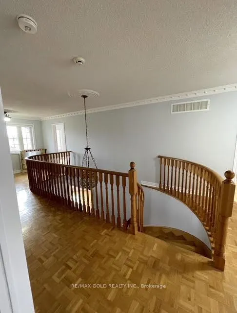 Photo 5 of Unit Upper, 25 Giza Crescent, Brampton, Sandringham-Wellington — HOMEH