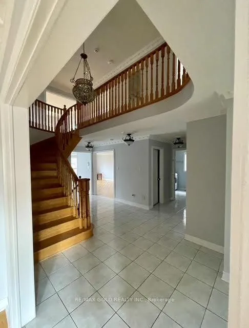 Photo 13 of Unit Upper, 25 Giza Crescent, Brampton, Sandringham-Wellington — HOMEH