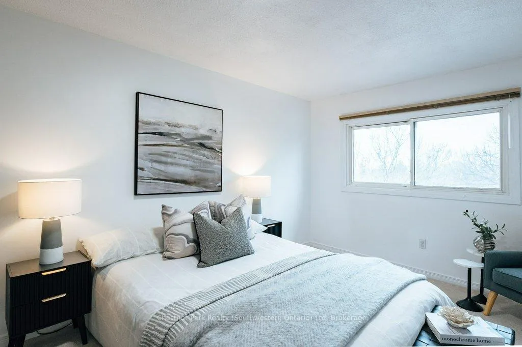 Photo 24 of 153 Dovercliffe Road, Guelph, Dovercliffe Park/Old University — HOMEH