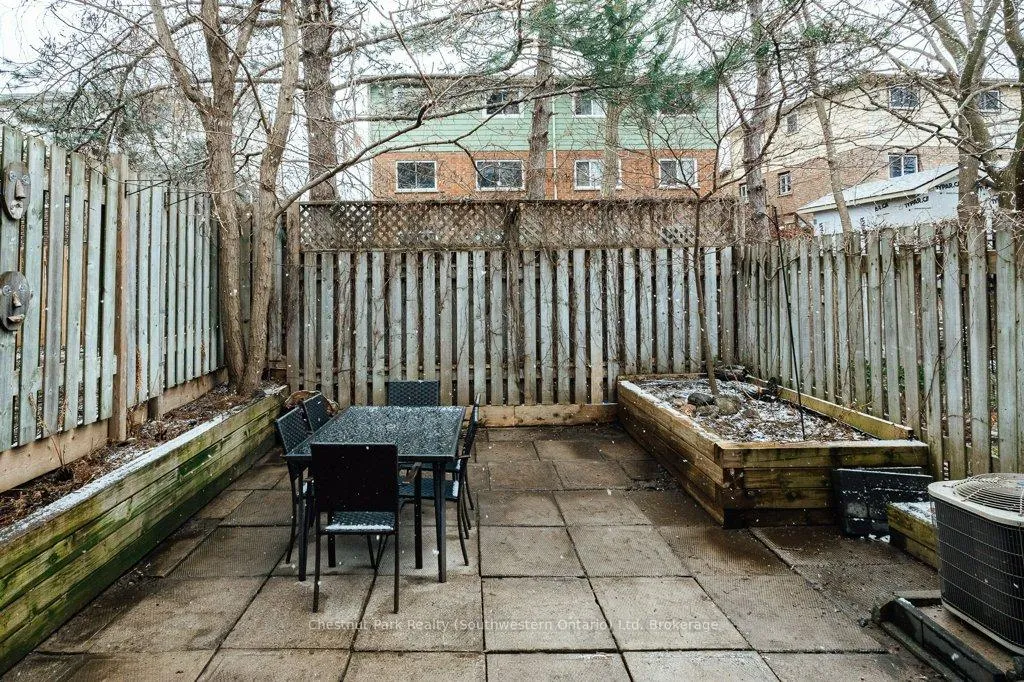 Photo 39 of 153 Dovercliffe Road, Guelph, Dovercliffe Park/Old University — HOMEH