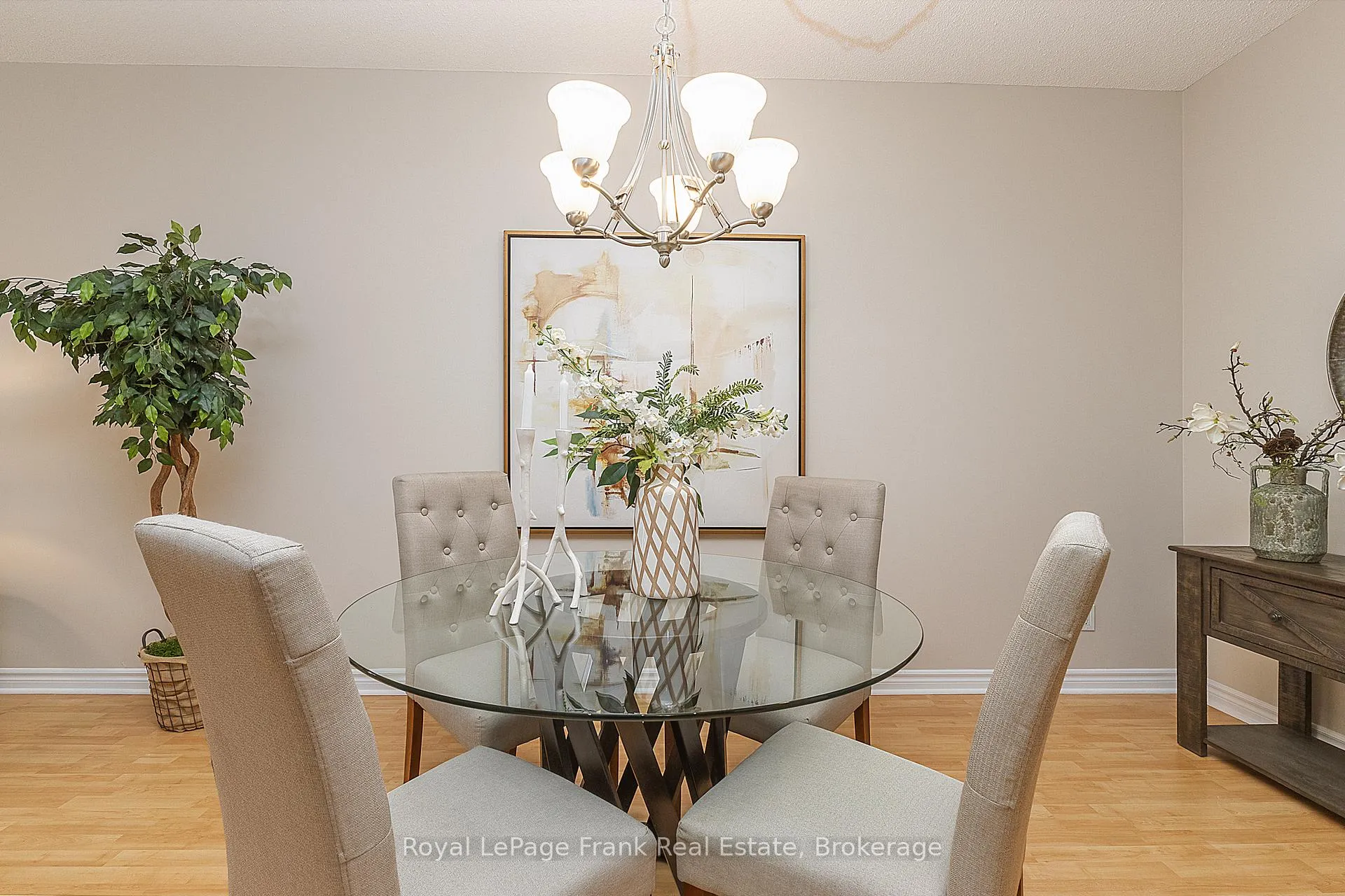 Photo 6 of Unit 207, 220 Main Street N, Uxbridge — HOMEH