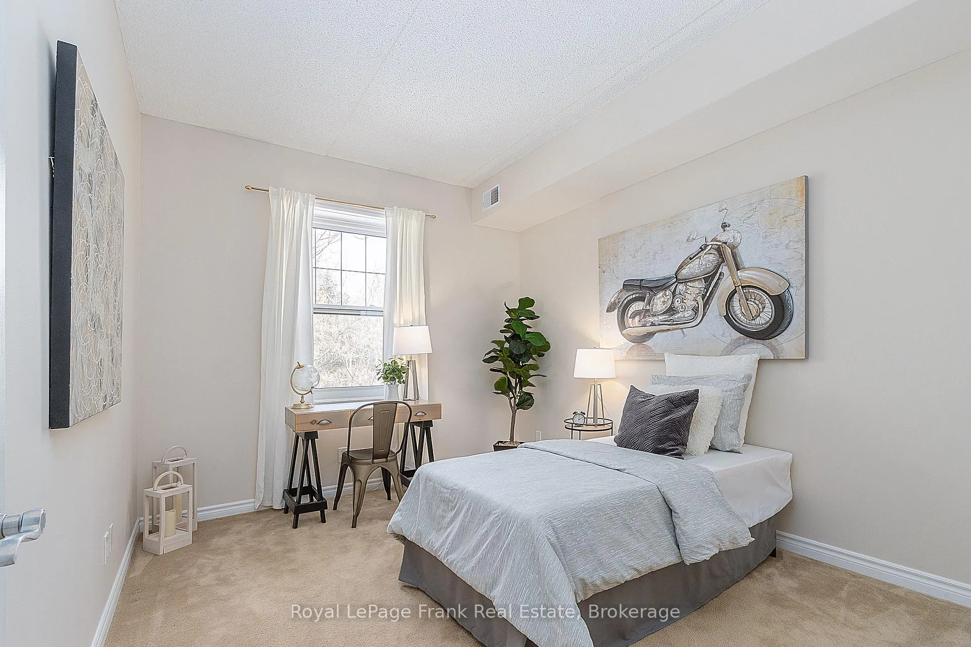 Photo 12 of Unit 207, 220 Main Street N, Uxbridge — HOMEH