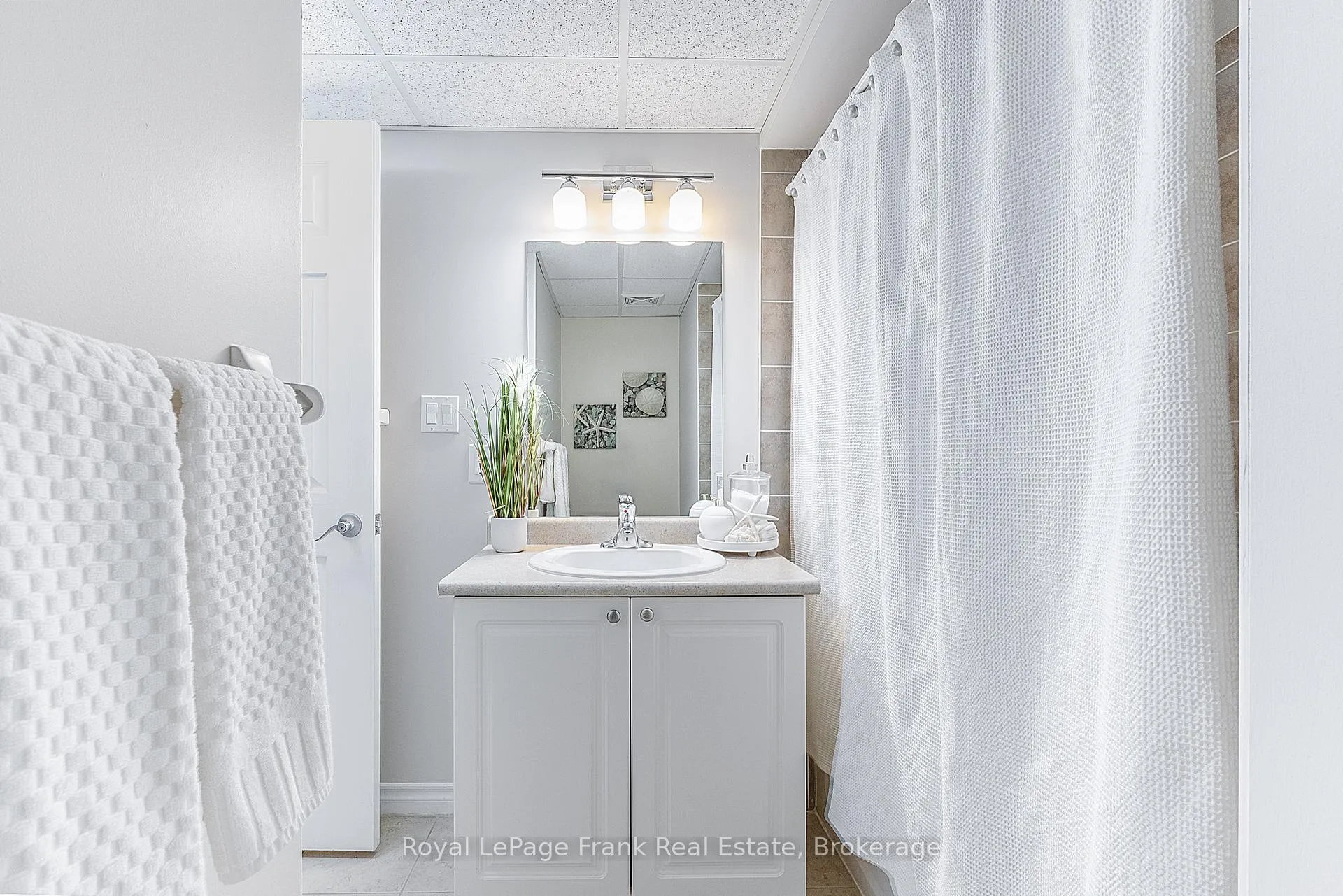 Photo 17 of Unit 207, 220 Main Street N, Uxbridge — HOMEH