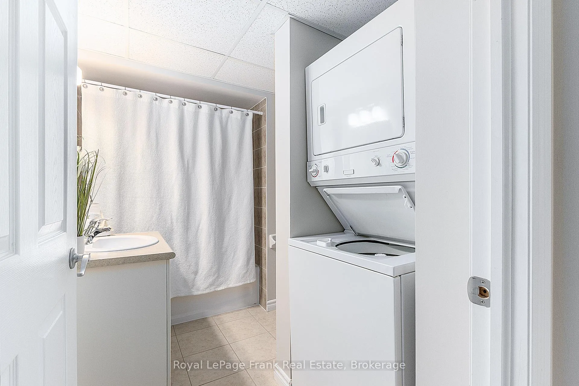 Photo 18 of Unit 207, 220 Main Street N, Uxbridge — HOMEH