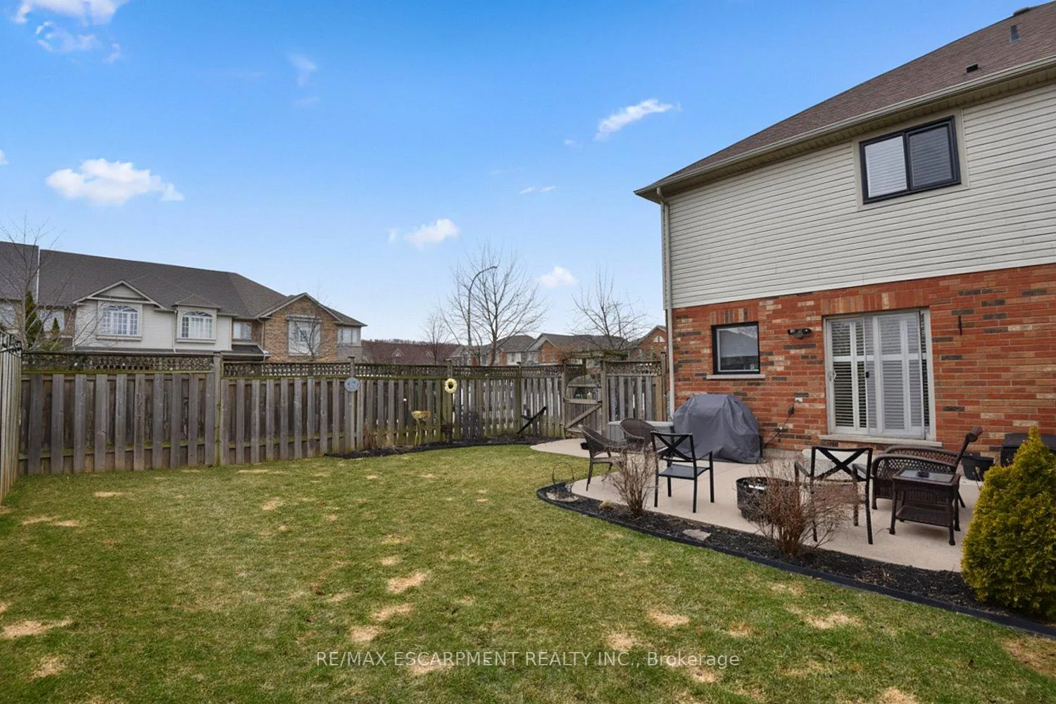 Photo 39 of 111 Magnolia Crescent, Grimsby, Grimsby West — HOMEH