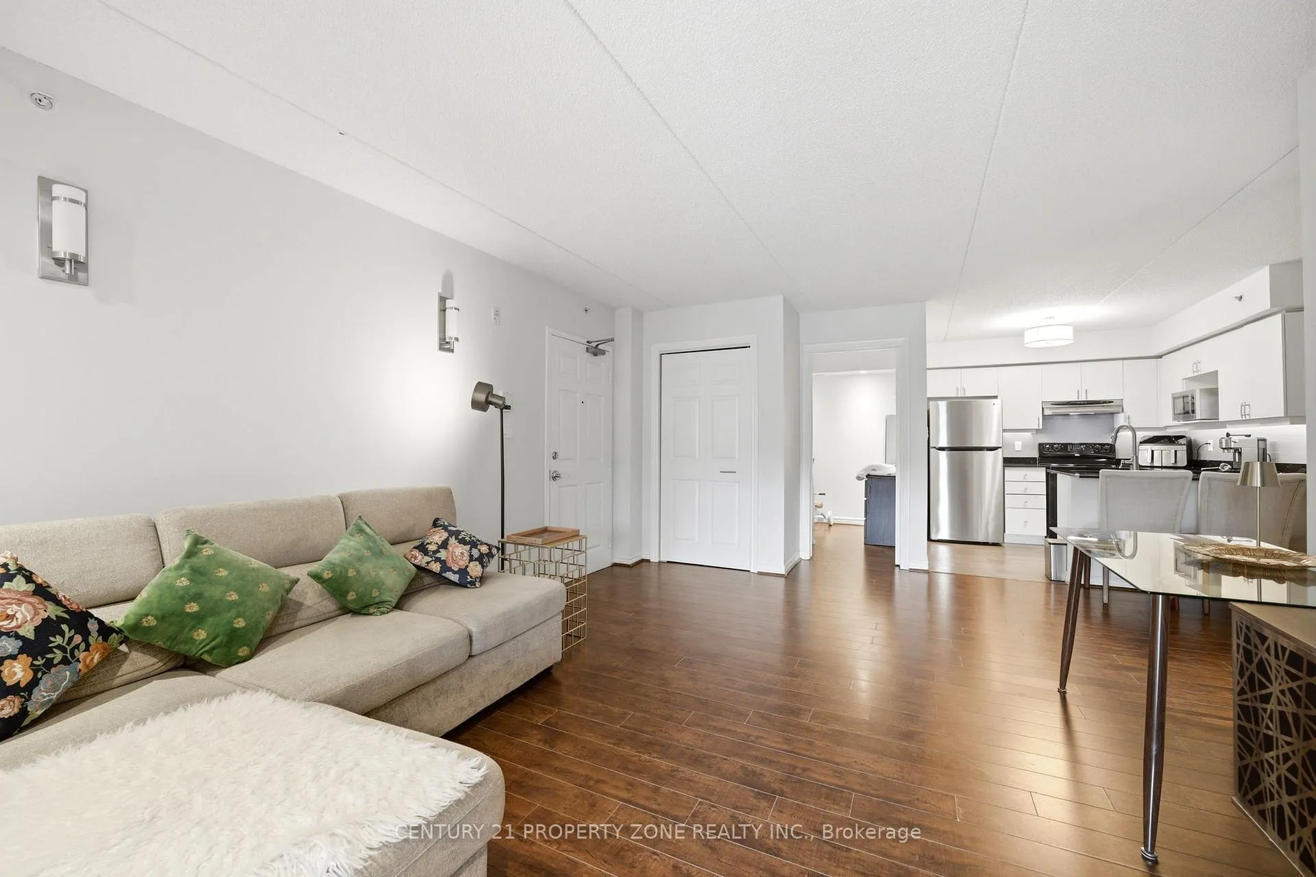 Photo 7 of 306 - 1440 Bishops Gate, Oakville, Glen Abbey — HOMEH