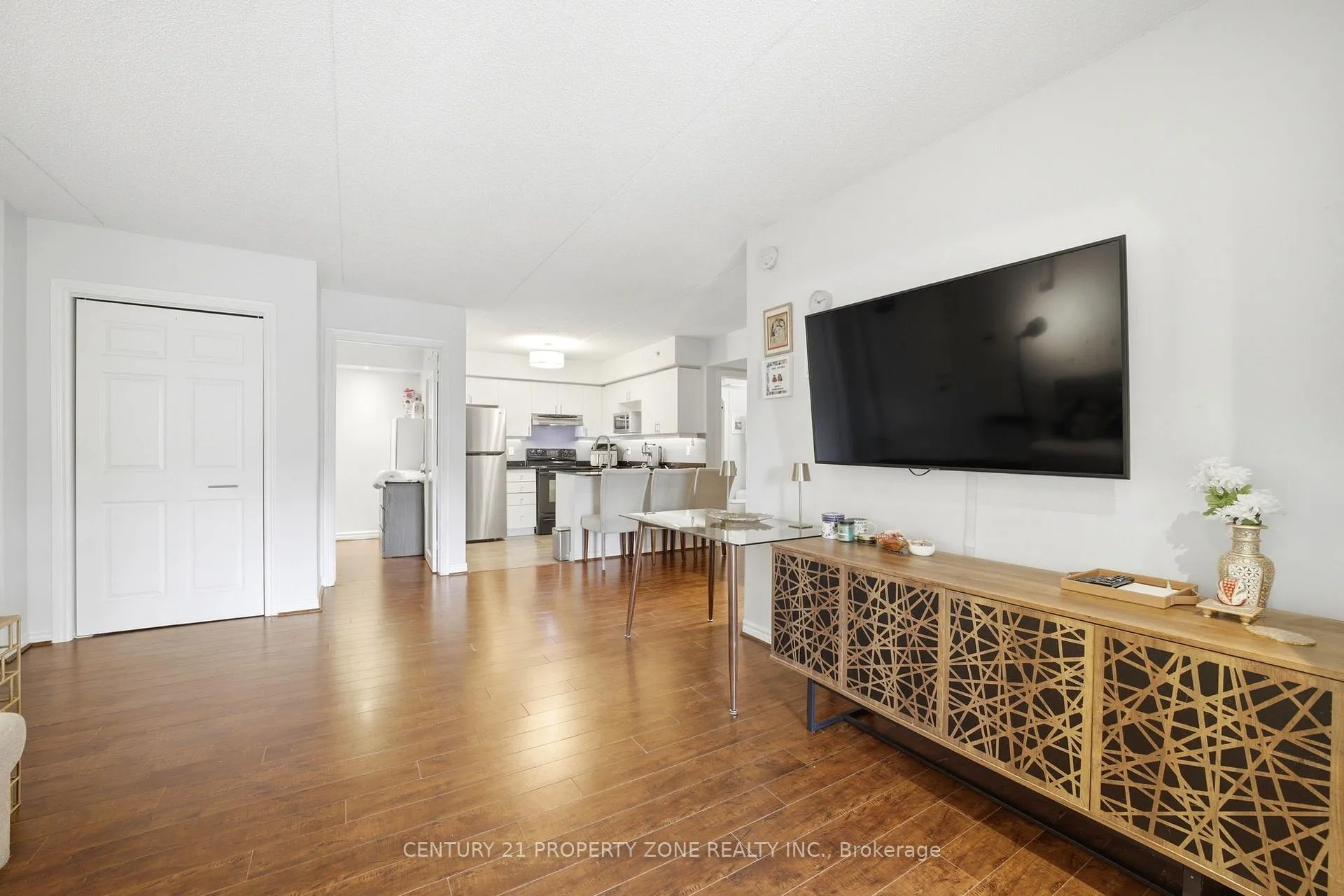Photo 8 of 306 - 1440 Bishops Gate, Oakville, Glen Abbey — HOMEH