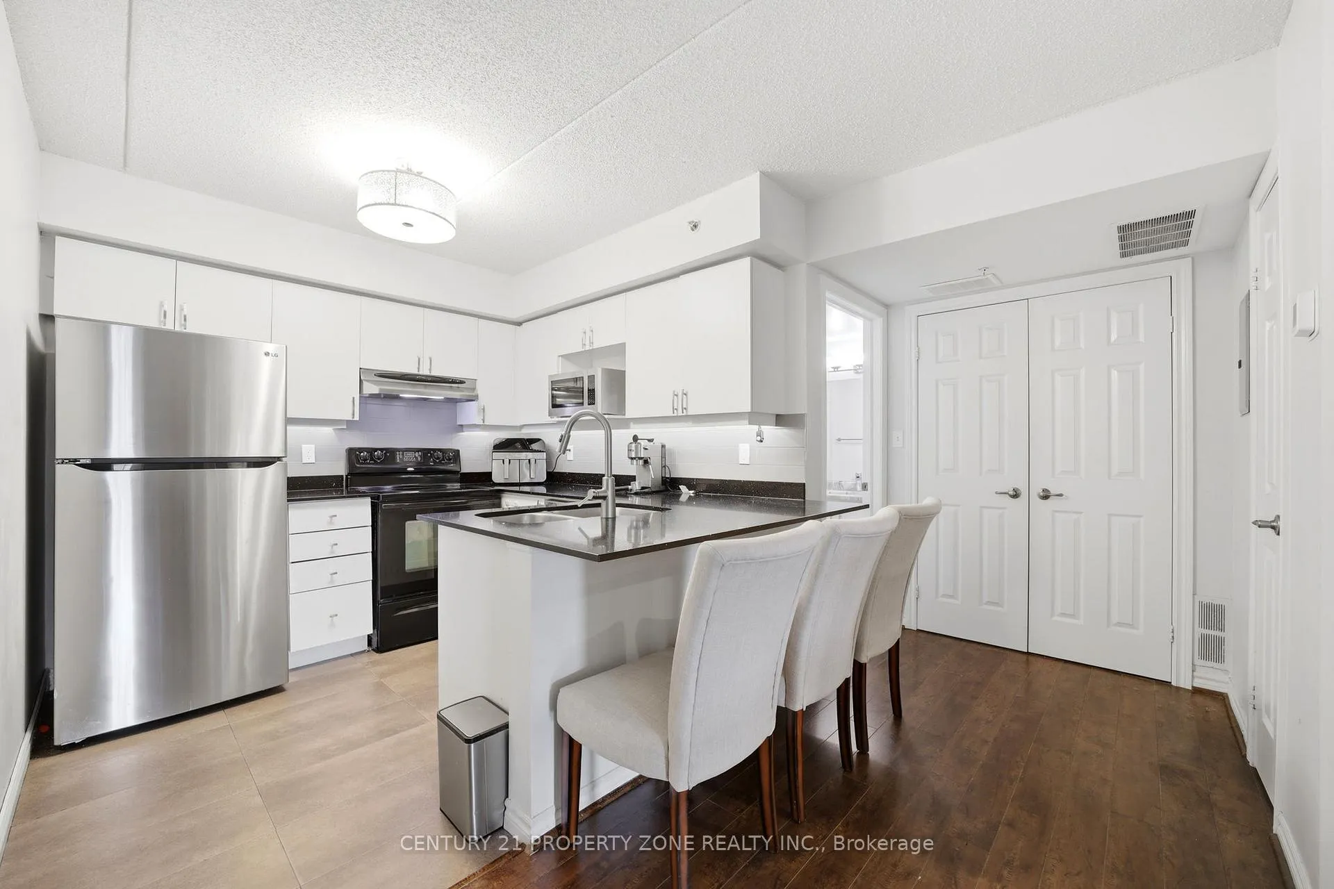 Photo 11 of 306 - 1440 Bishops Gate, Oakville, Glen Abbey — HOMEH