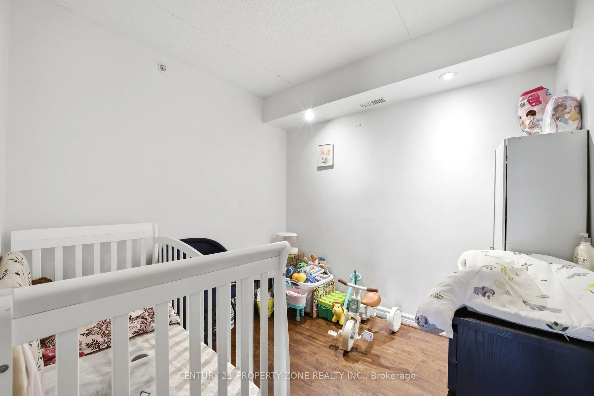 Photo 21 of 306 - 1440 Bishops Gate, Oakville, Glen Abbey — HOMEH