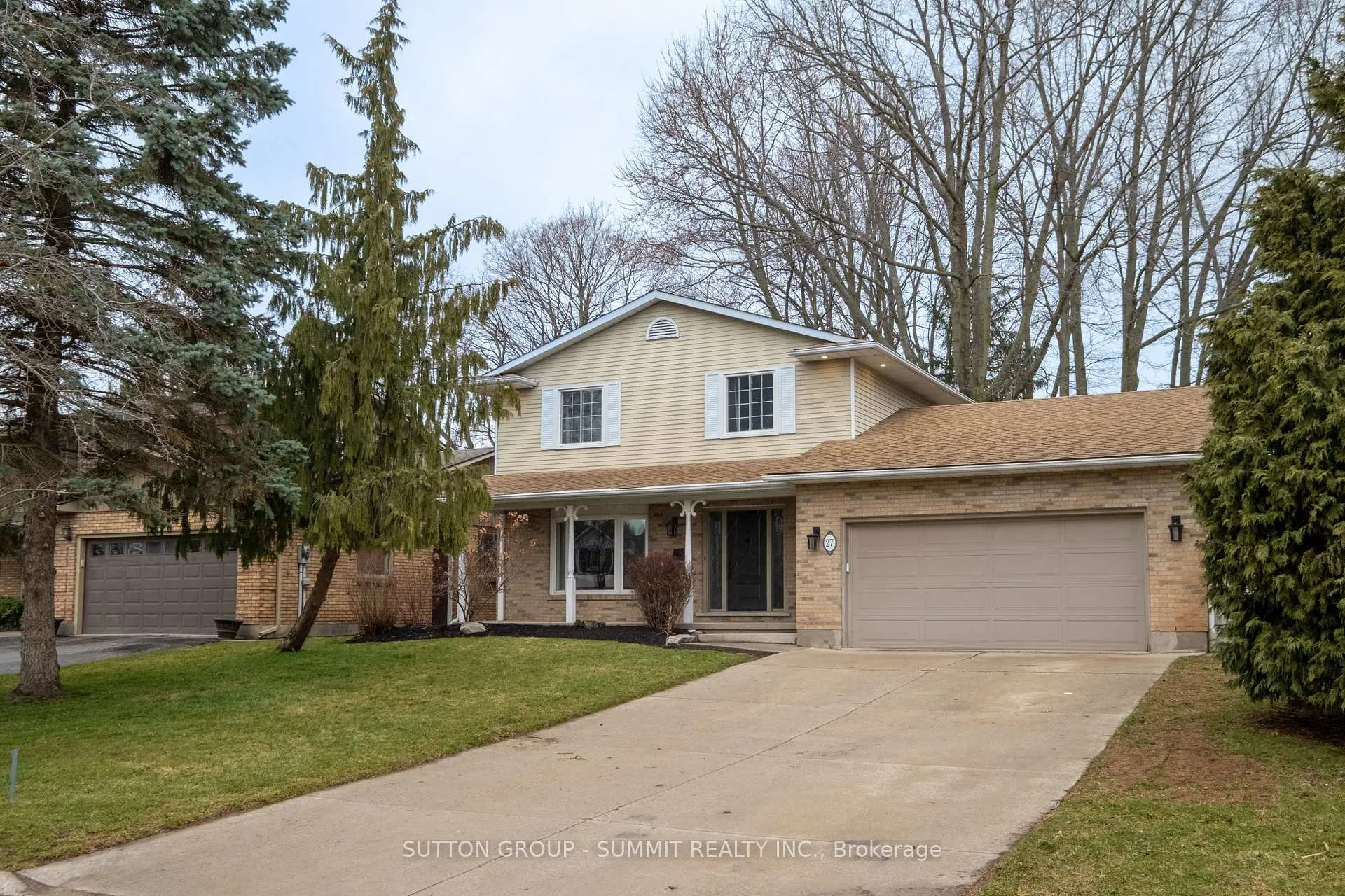 Front of 27 Millbridge Crescent