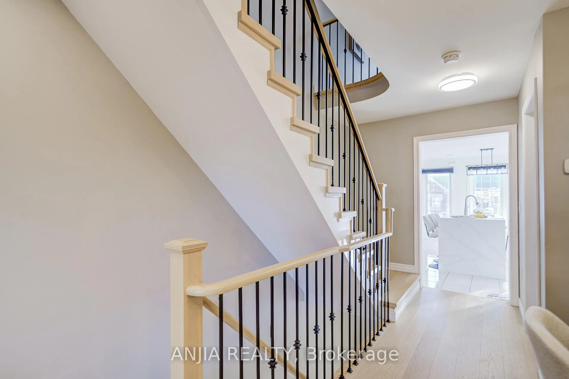 Photo 21 of 5 Valliere Drive, Markham, Berczy — HOMEH