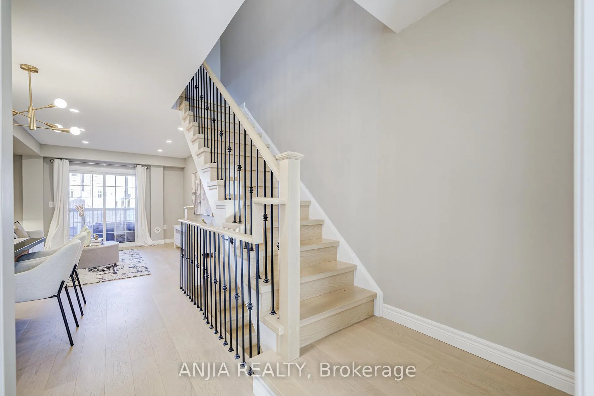 Photo 29 of 5 Valliere Drive, Markham, Berczy — HOMEH