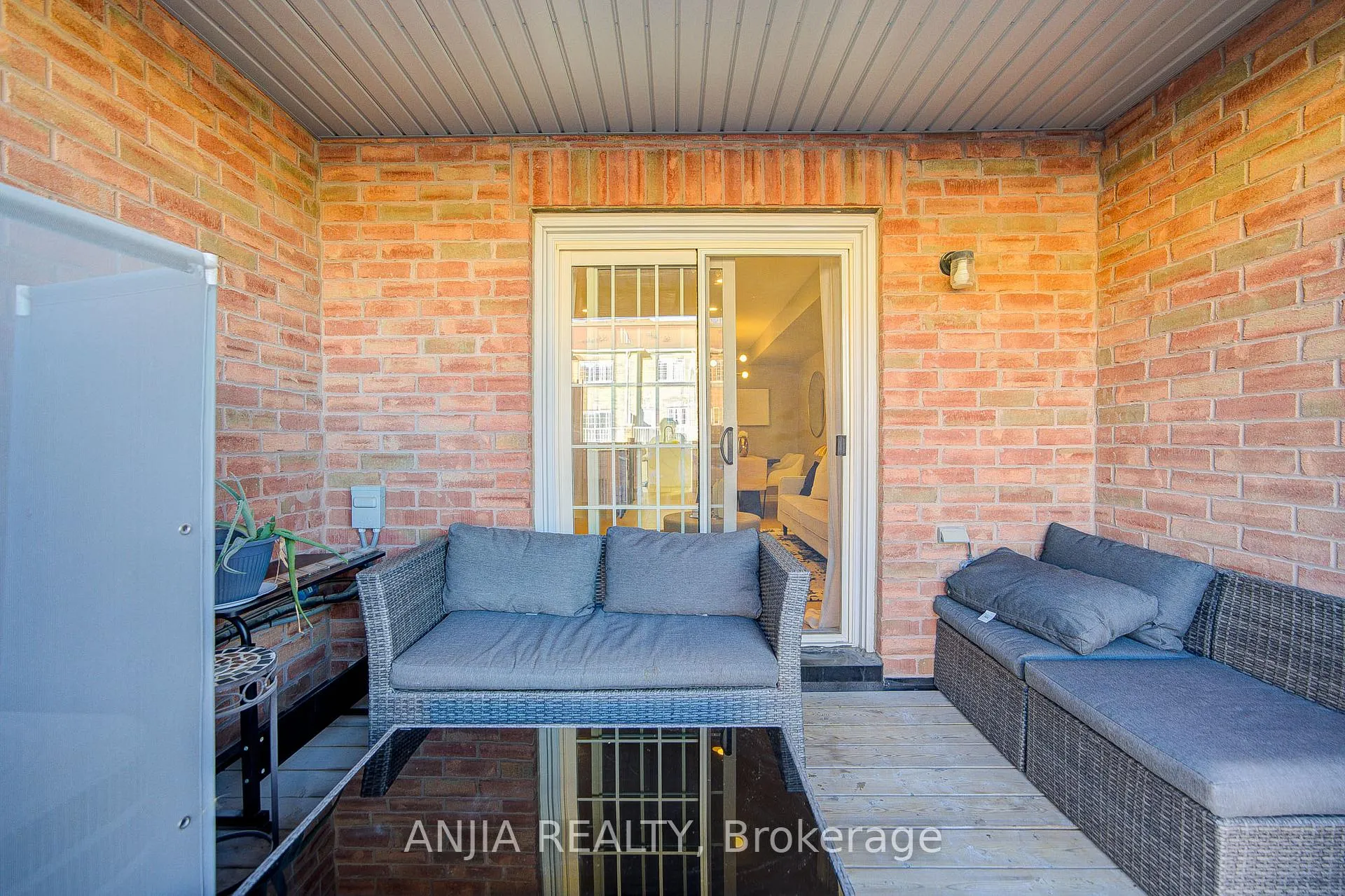 Photo 31 of 5 Valliere Drive, Markham, Berczy — HOMEH