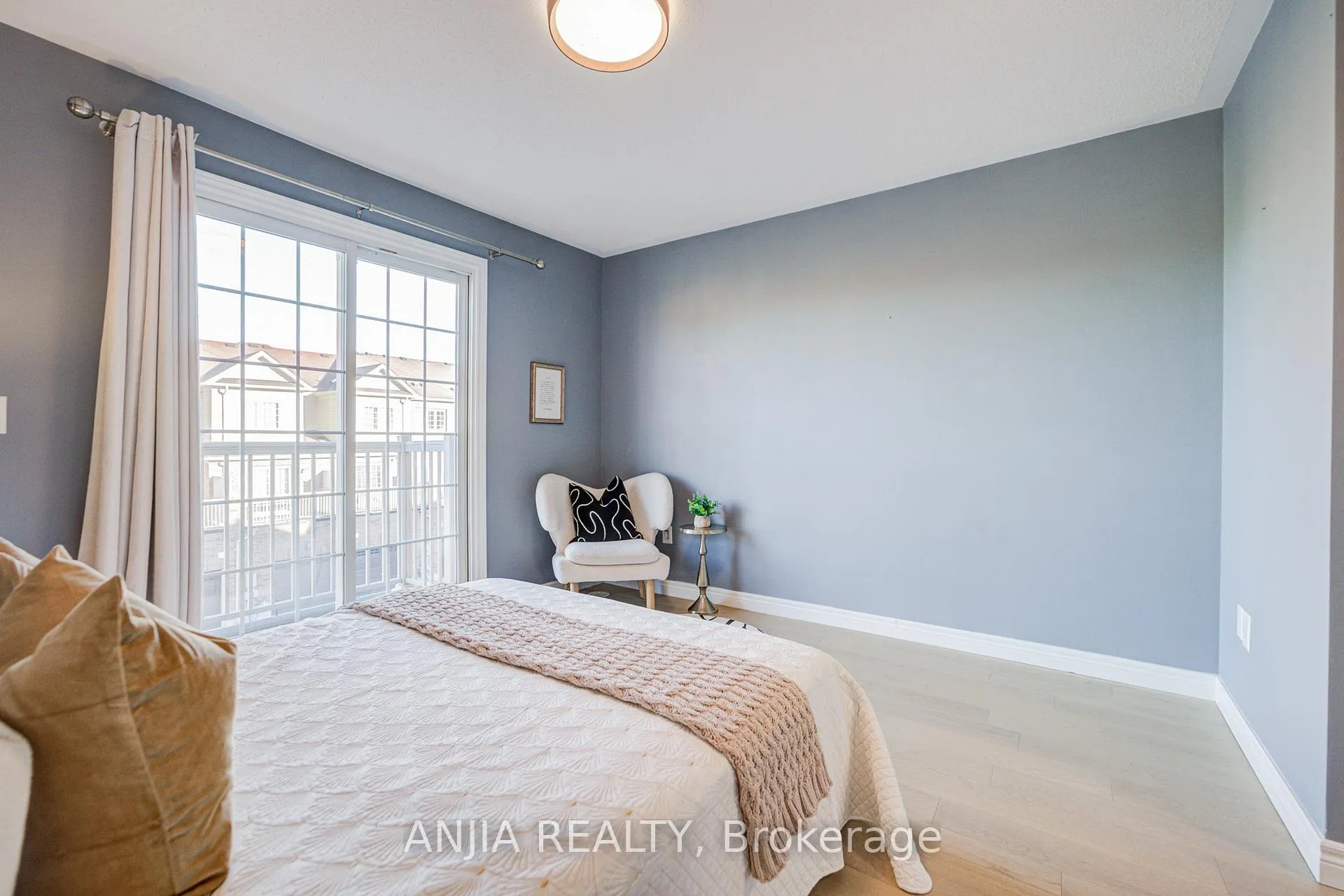Photo 36 of 5 Valliere Drive, Markham, Berczy — HOMEH