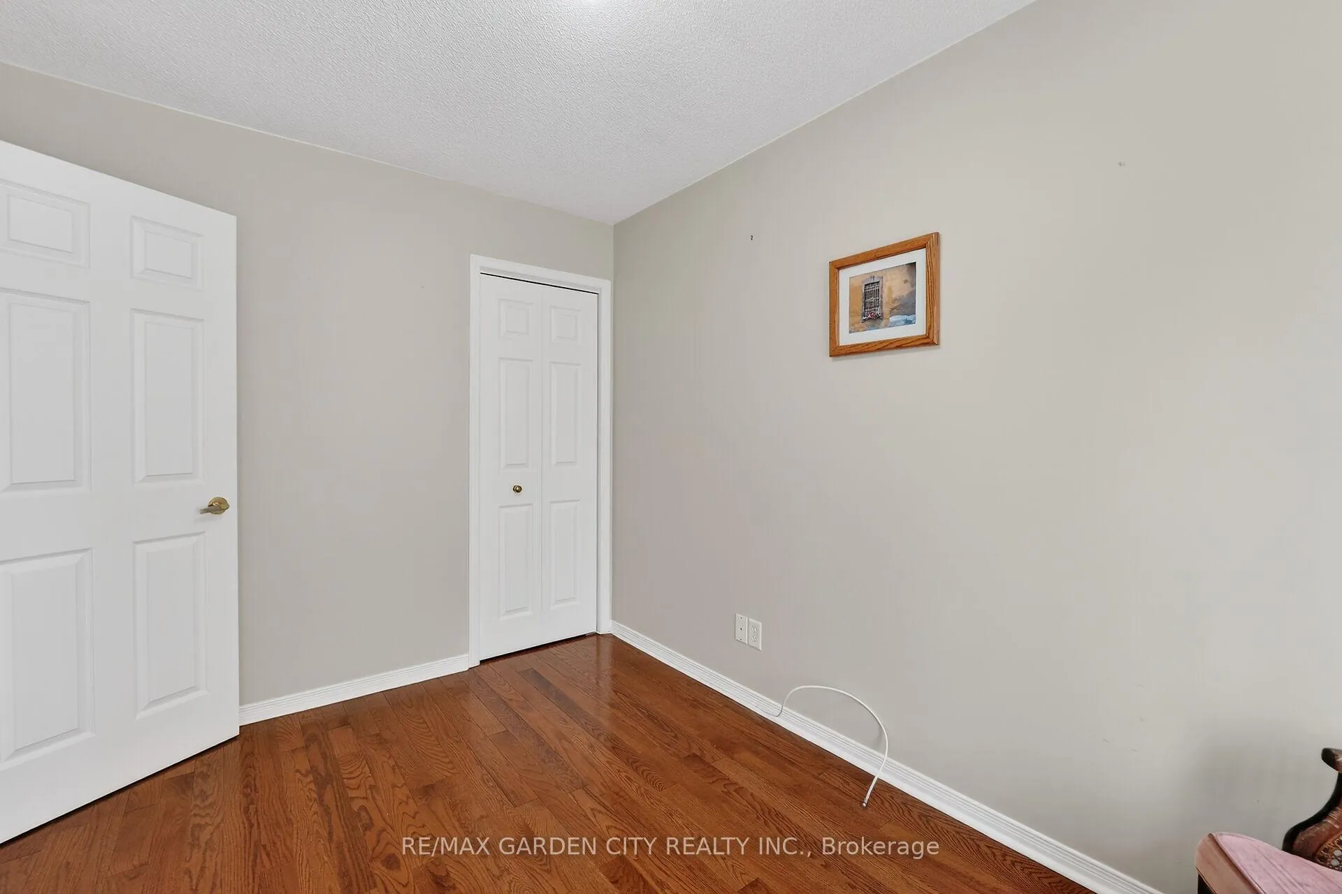 Photo 16 of Unit 27, 303 Central Avenue, Grimsby, Grimsby East — HOMEH