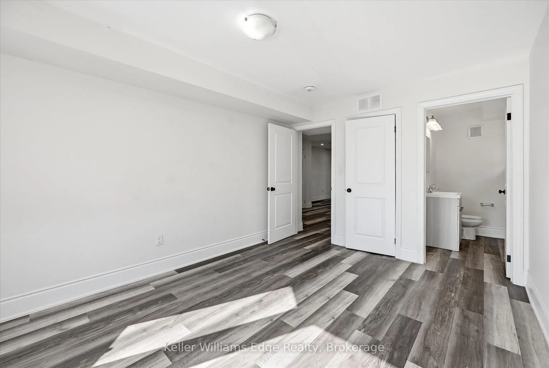 Photo 12 of Unit 2, 220 Caroline Street S, Hamilton, Durand — HOMEH