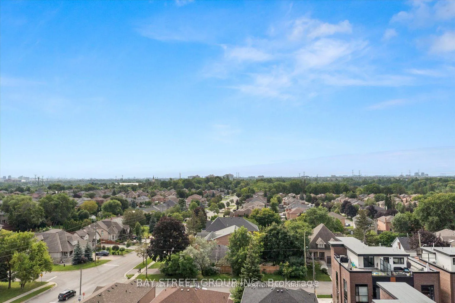 Photo 11 of Unit 902, 7730 Kipling Avenue, Vaughan, Vaughan Grove — HOMEH
