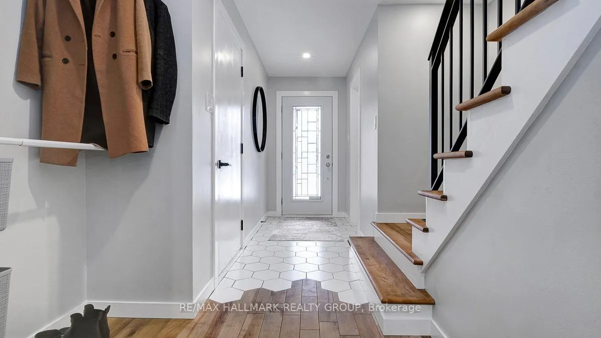 Photo 2 of 78 Havenhurst Crescent, Ottawa, Hunt Club Park/Greenboro — HOMEH