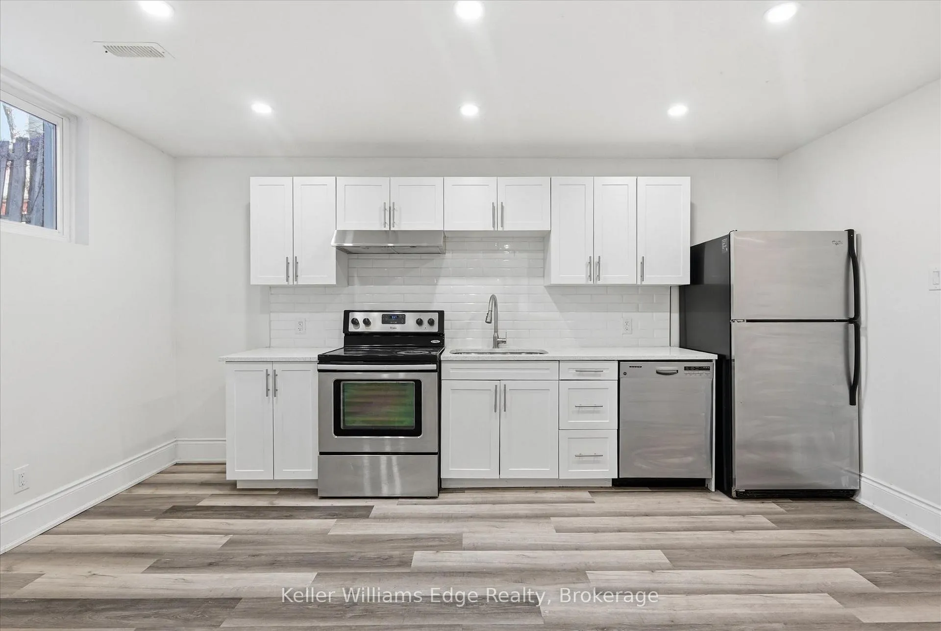 Photo 4 of Unit 4, 220 Caroline Street S, Hamilton, Durand — HOMEH