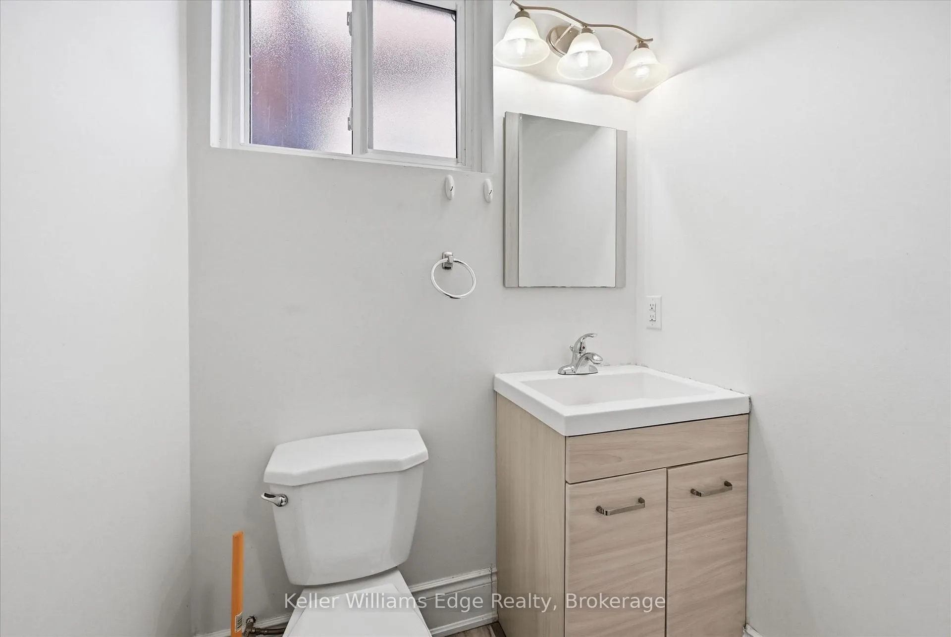 Photo 13 of Unit 4, 220 Caroline Street S, Hamilton, Durand — HOMEH