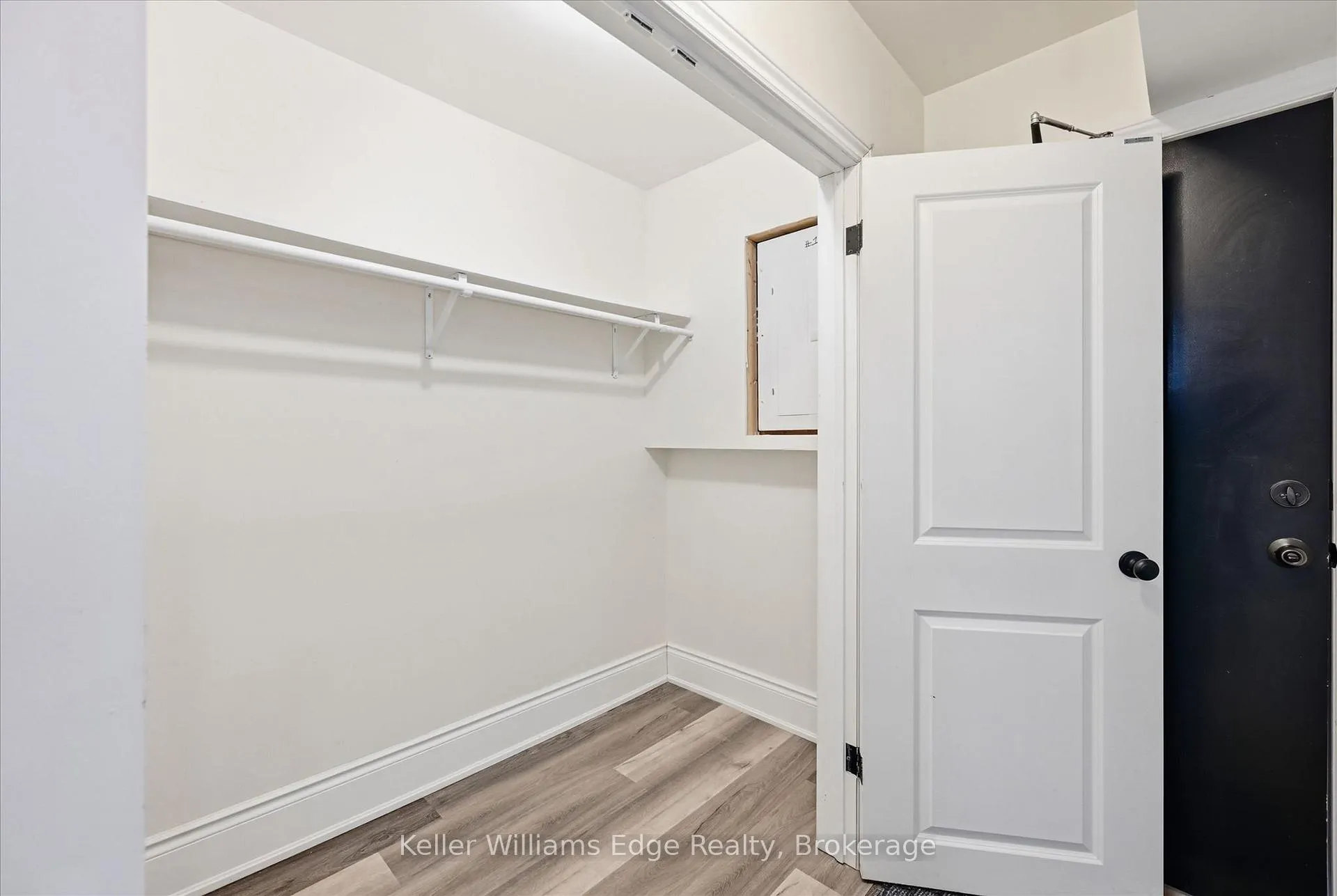 Photo 18 of Unit 4, 220 Caroline Street S, Hamilton, Durand — HOMEH