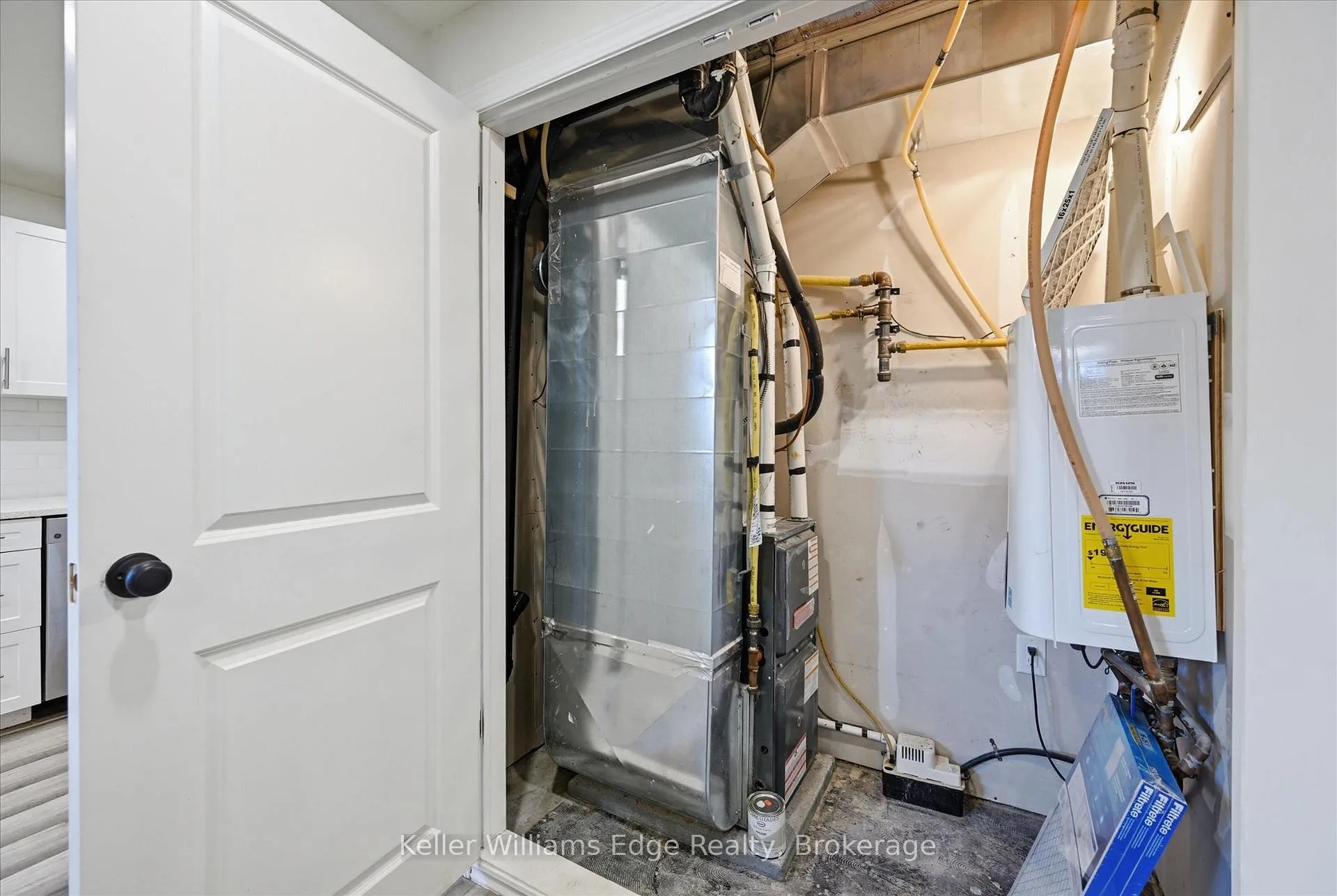 Photo 21 of Unit 4, 220 Caroline Street S, Hamilton, Durand — HOMEH