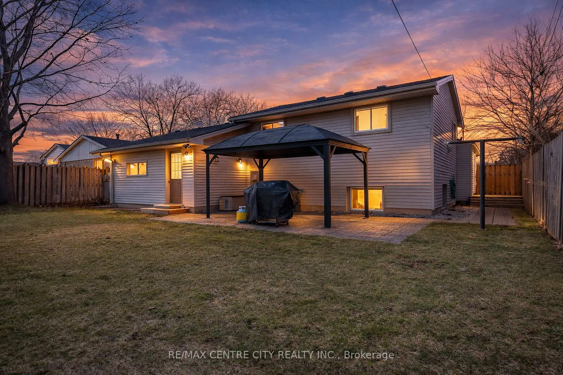 Photo 32 of 18 Highview Drive, St. Thomas — HOMEH