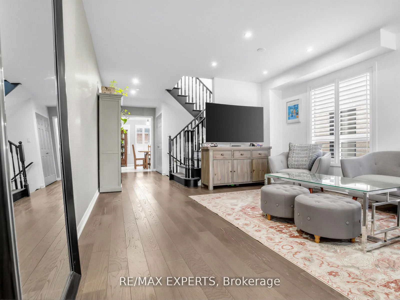 Photo 8 of 35 Arundel Drive, Vaughan, Vellore Village — HOMEH