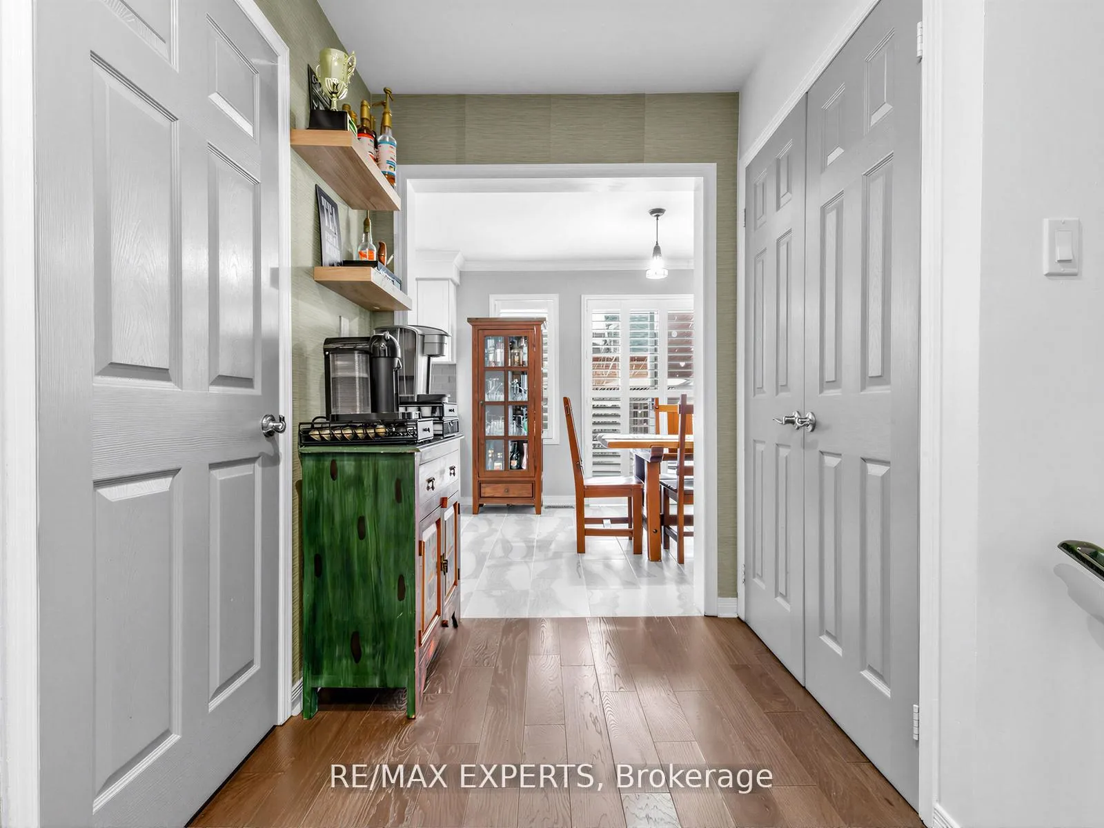 Photo 12 of 35 Arundel Drive, Vaughan, Vellore Village — HOMEH