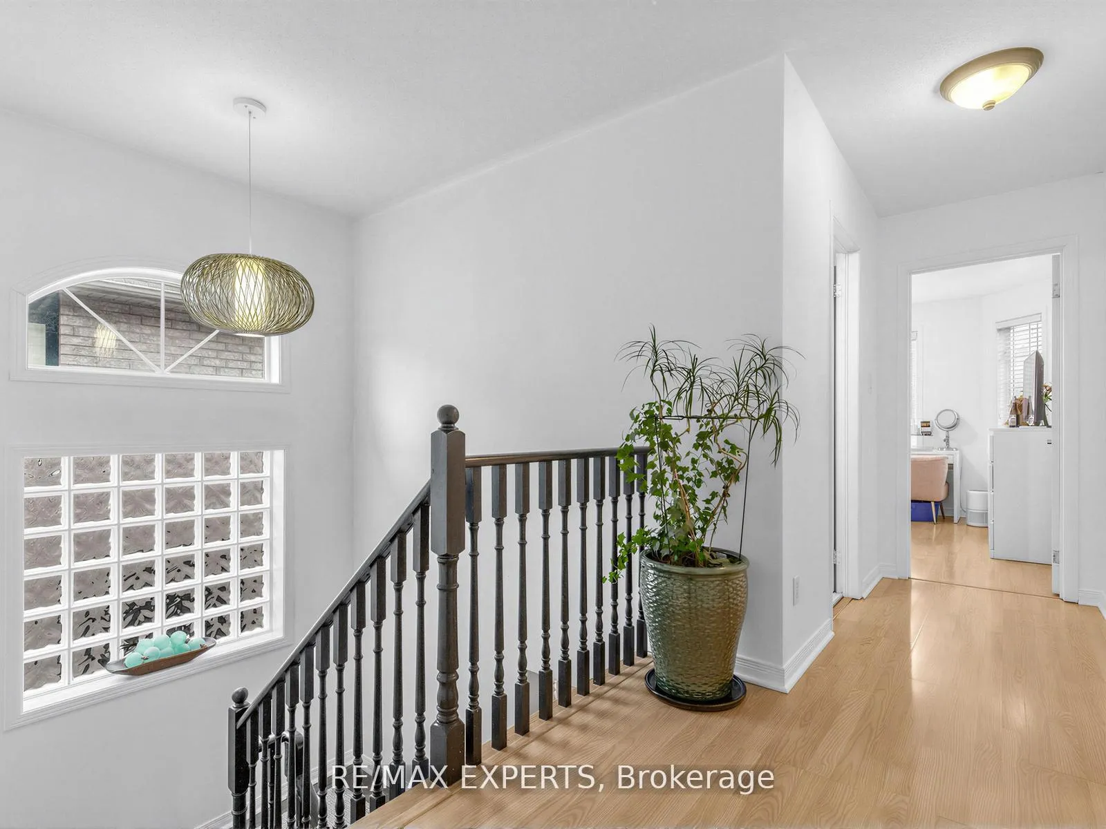Photo 19 of 35 Arundel Drive, Vaughan, Vellore Village — HOMEH