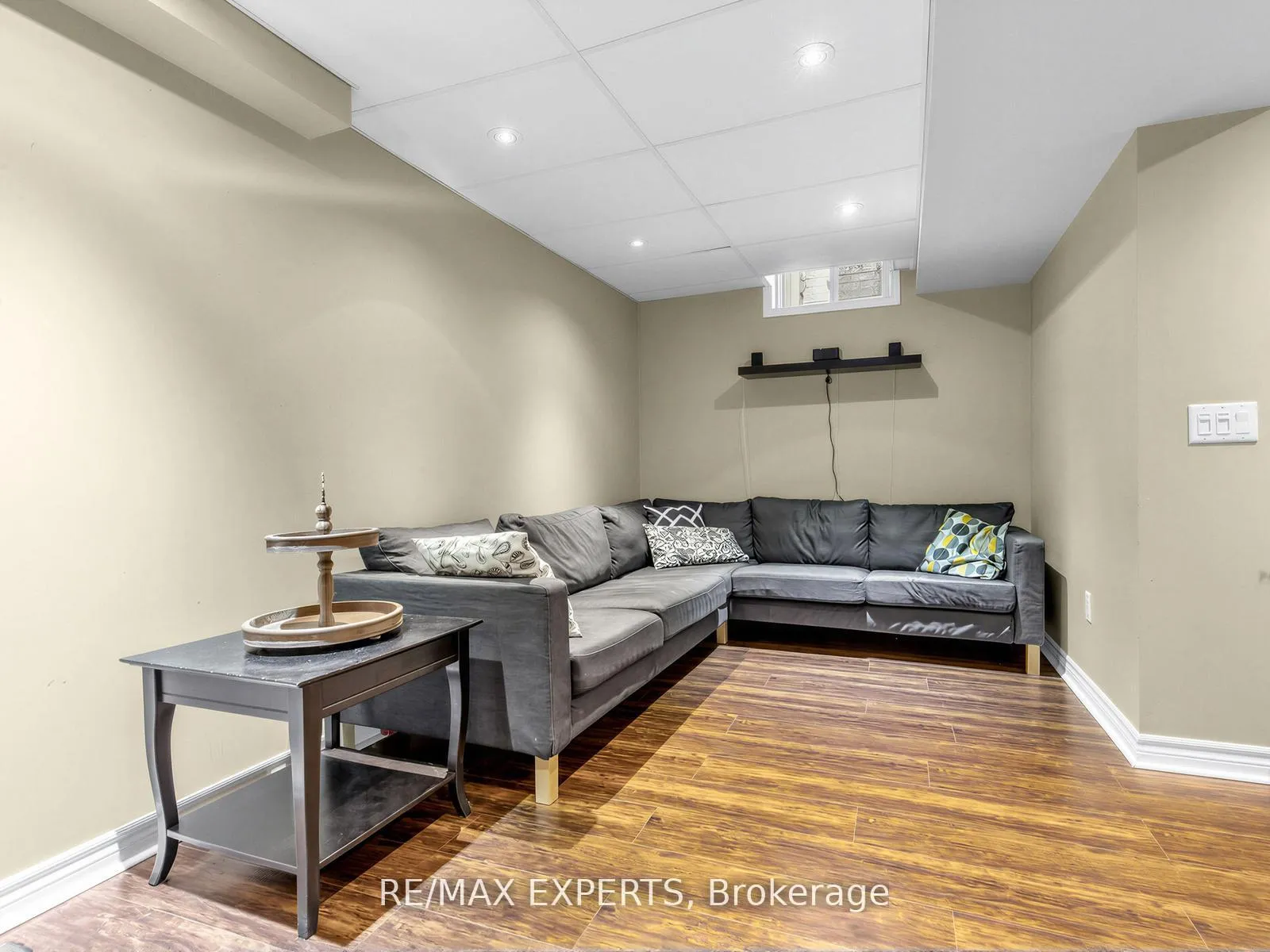 Photo 29 of 35 Arundel Drive, Vaughan, Vellore Village — HOMEH