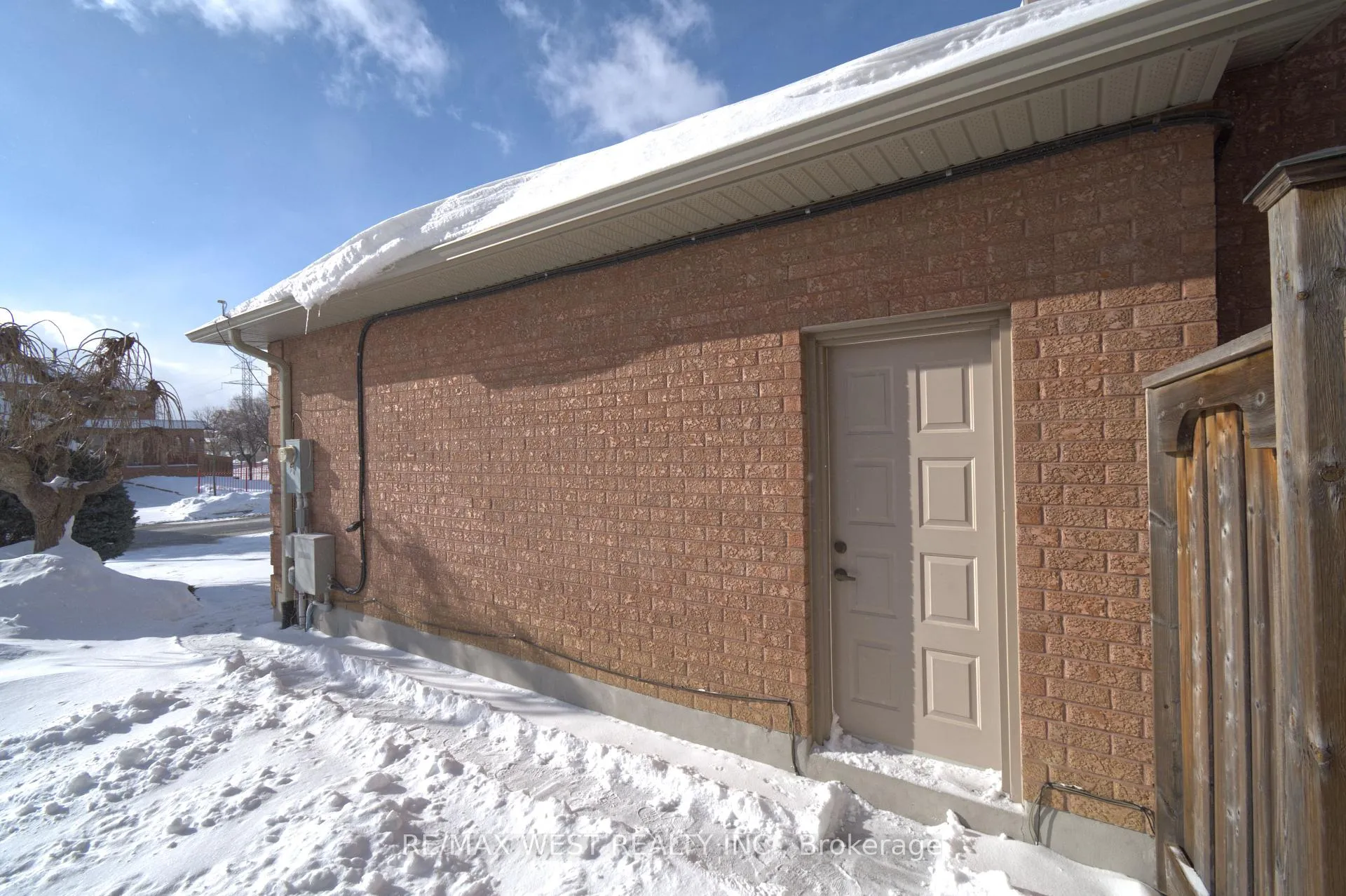Photo 2 of 86 Bellona Street, Vaughan, West Woodbridge — HOMEH